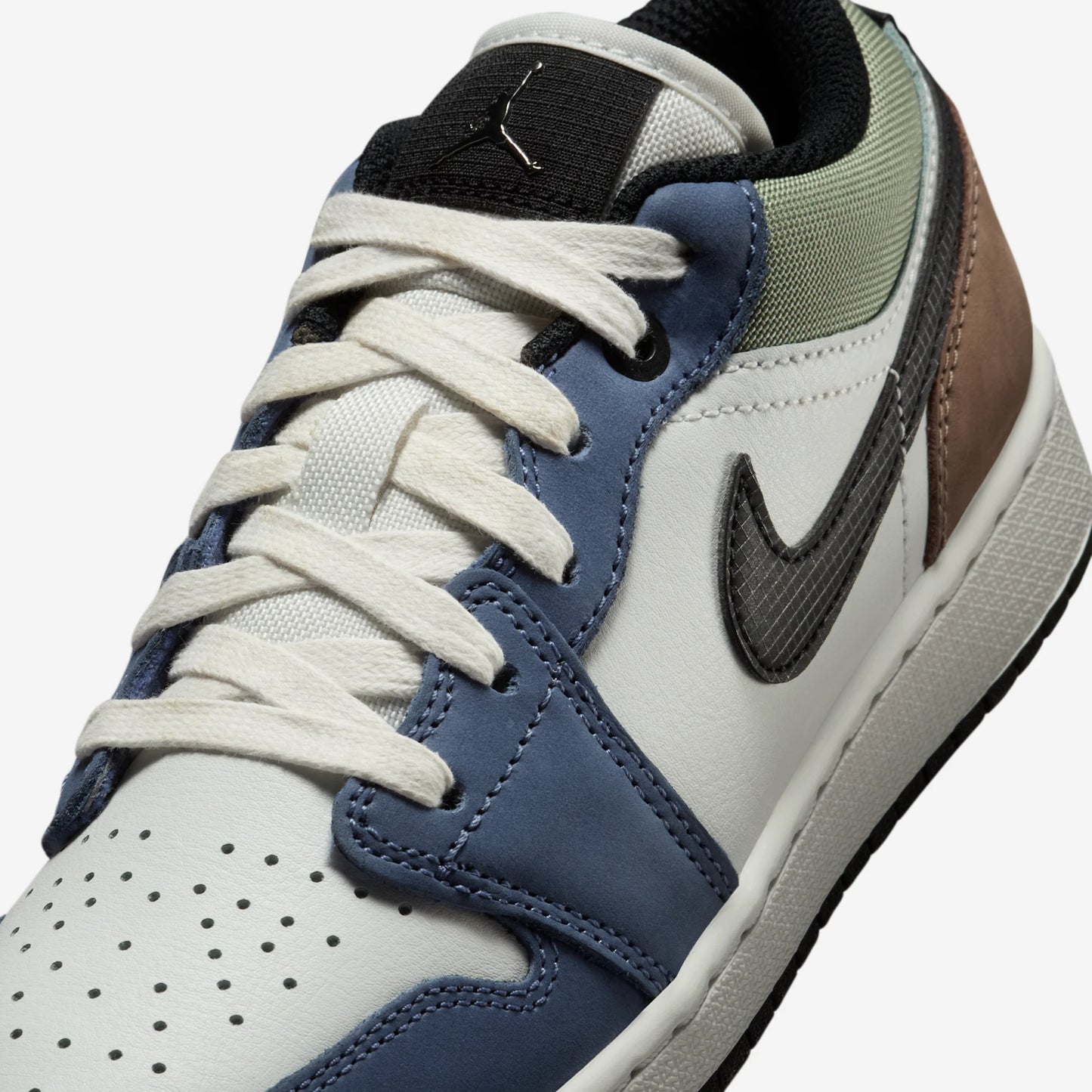 Jordan 1 Low Diffused Blue Jade Horizon (GS)