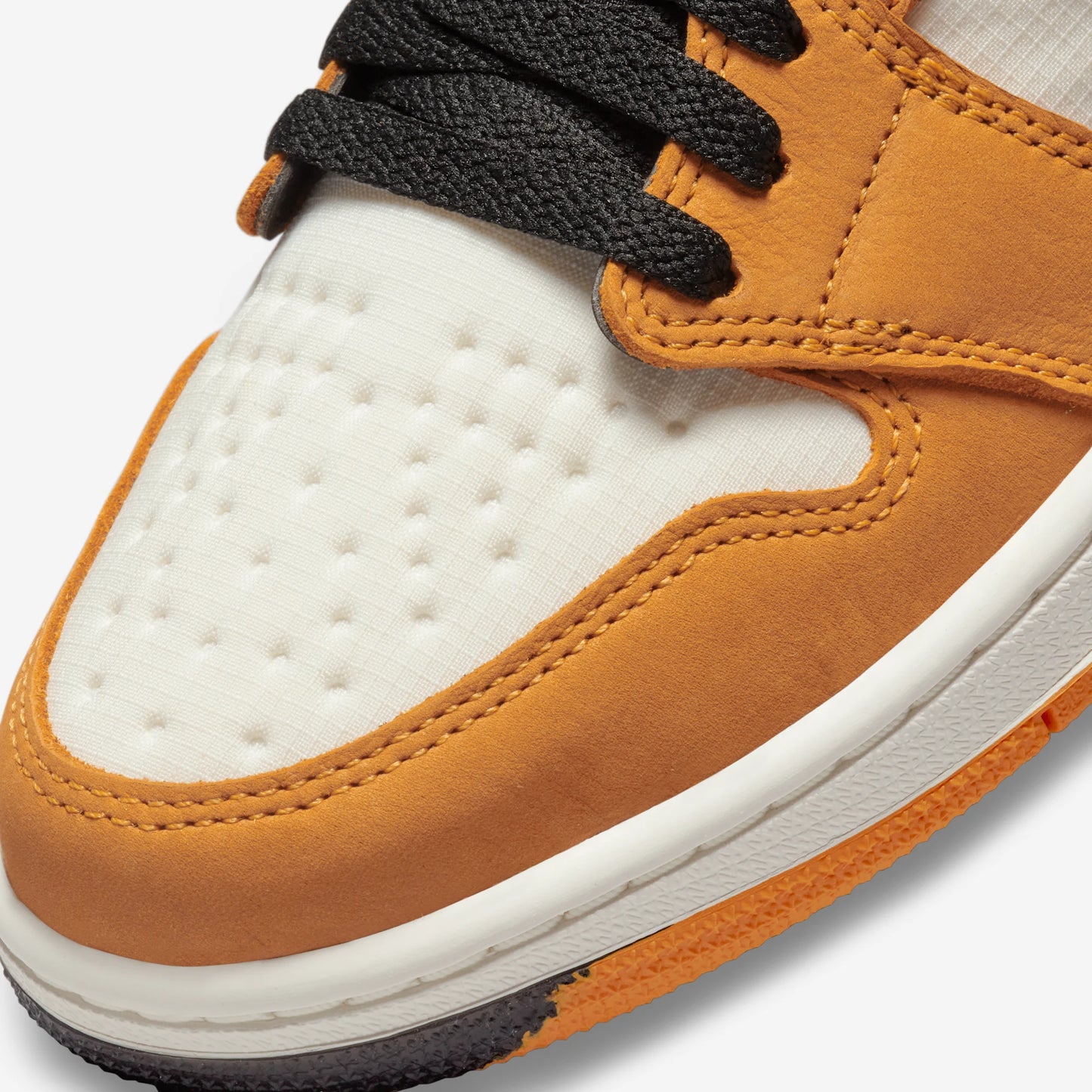 Jordan 1 Retro High Element Gore-Tex Light Curry