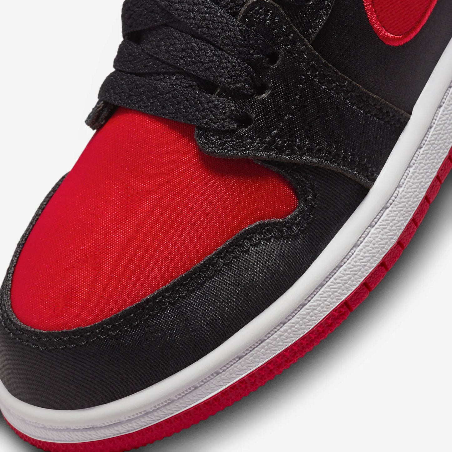 Jordan 1 Retro High OG Satin Bred (PS)