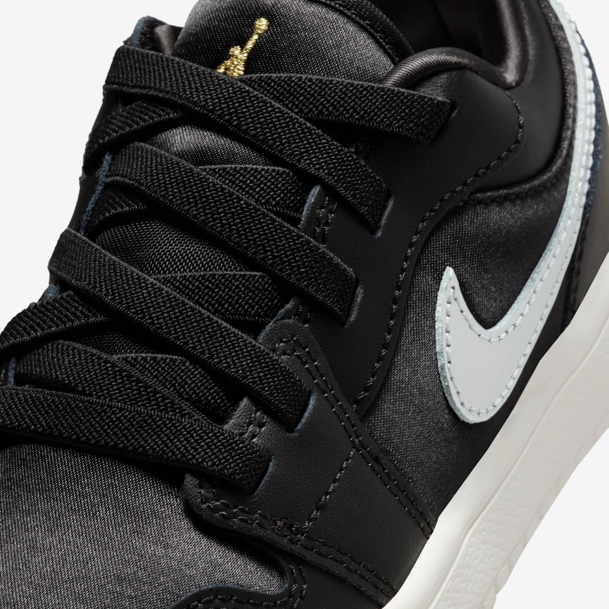 Jordan 1 Low Alt SE Black Silver Sail Gold (PS)