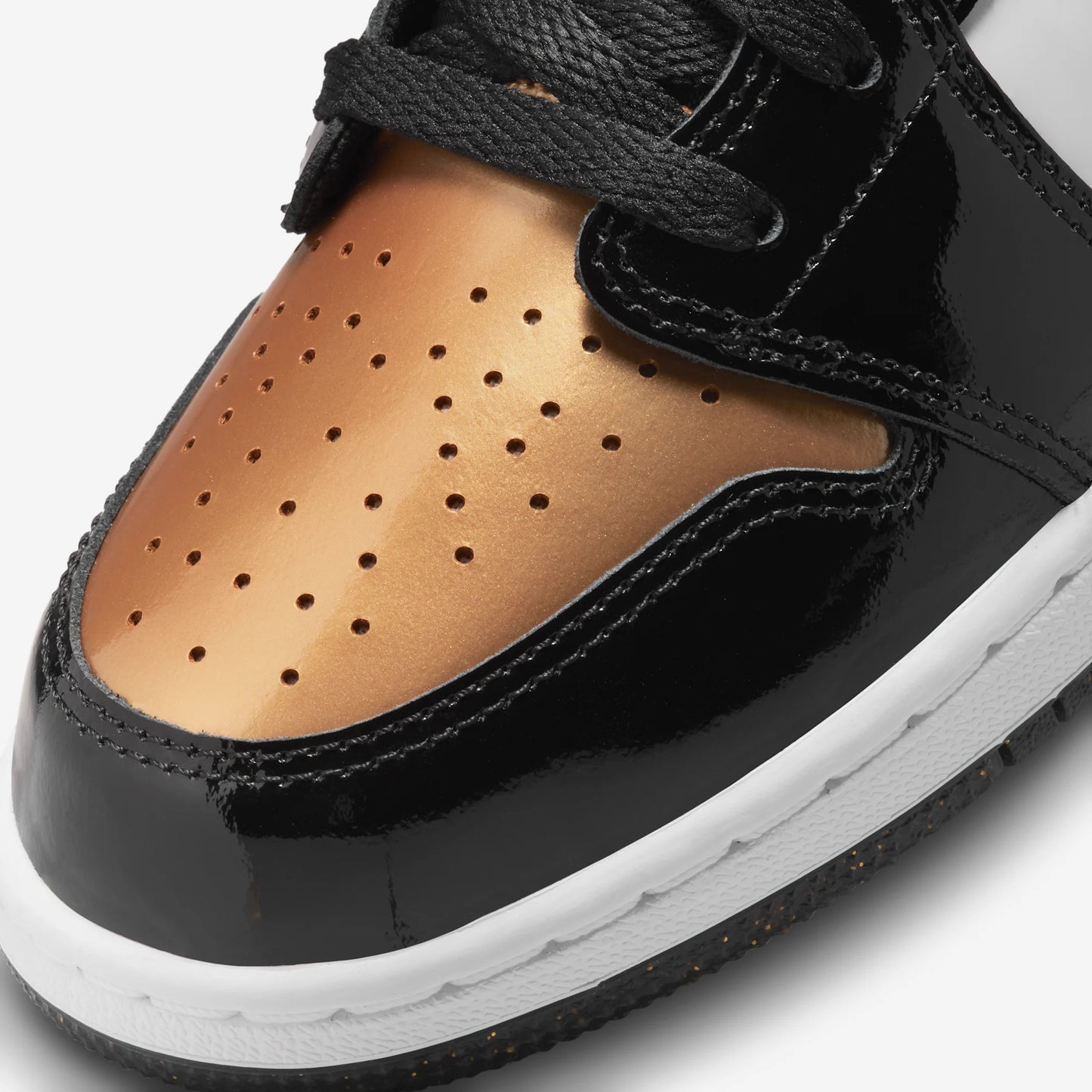 Jordan 1 Low SE Gold Toe (GS)