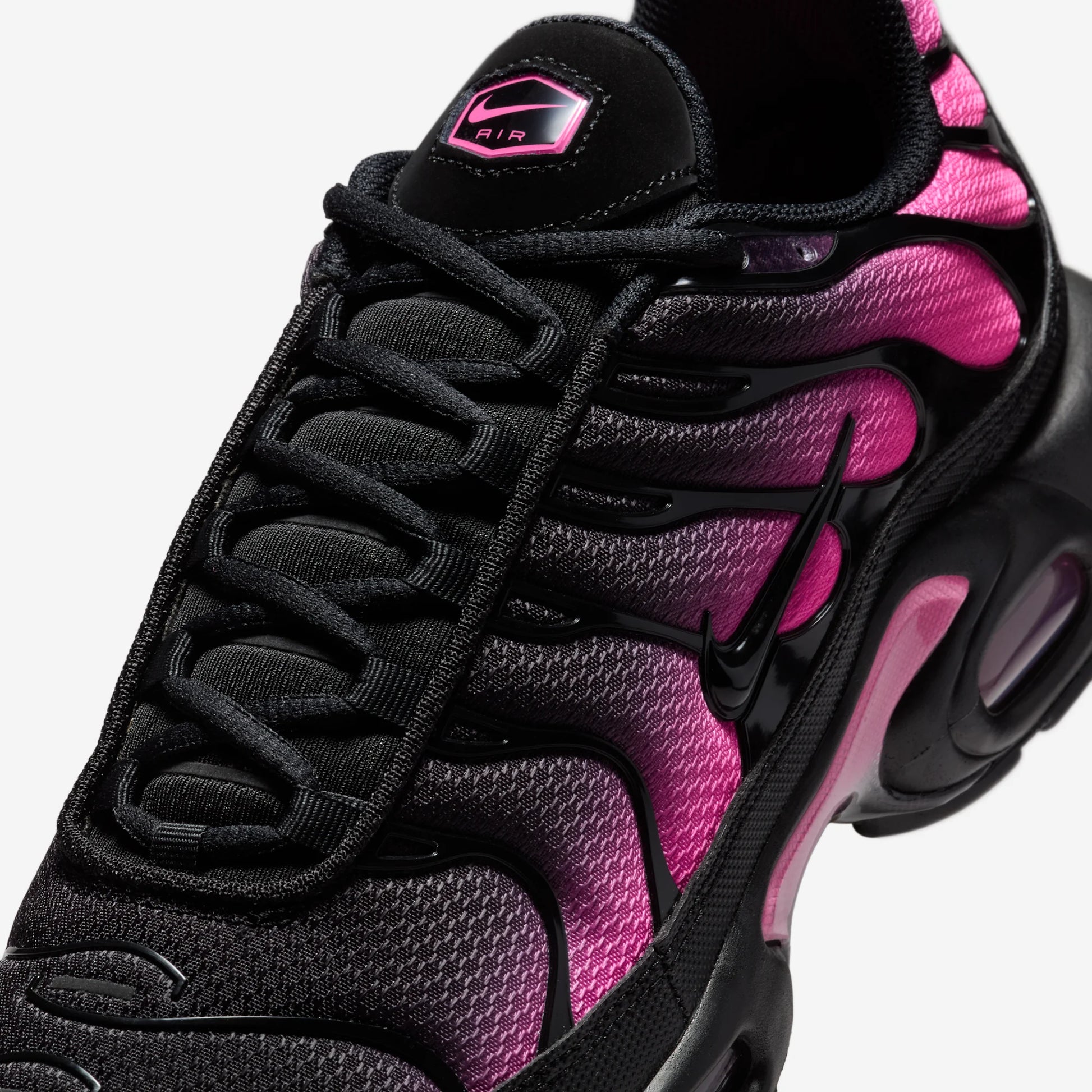 Nike Air Max Plus Black Hyper Pink