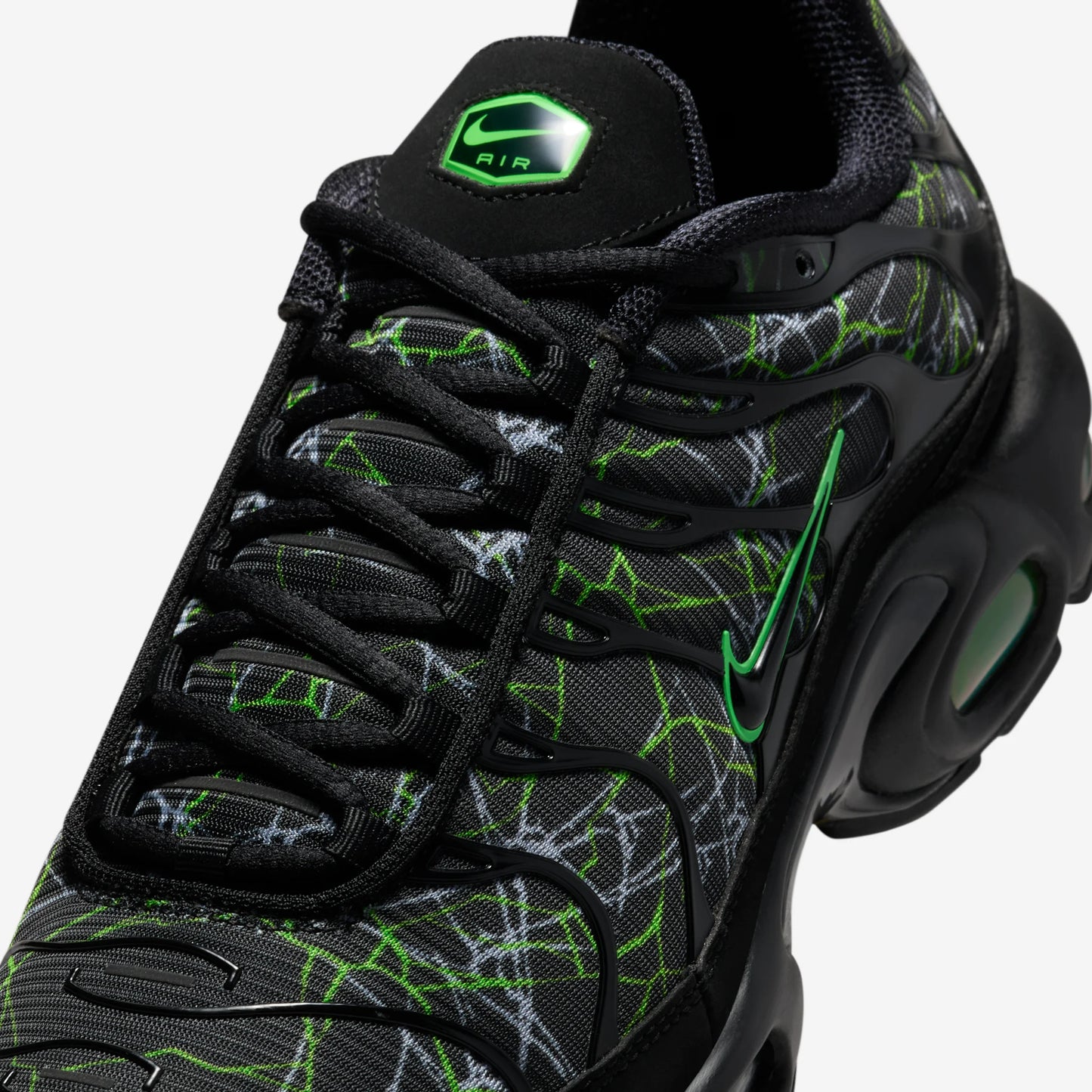 Nike Air Max Plus Shattered Glass
