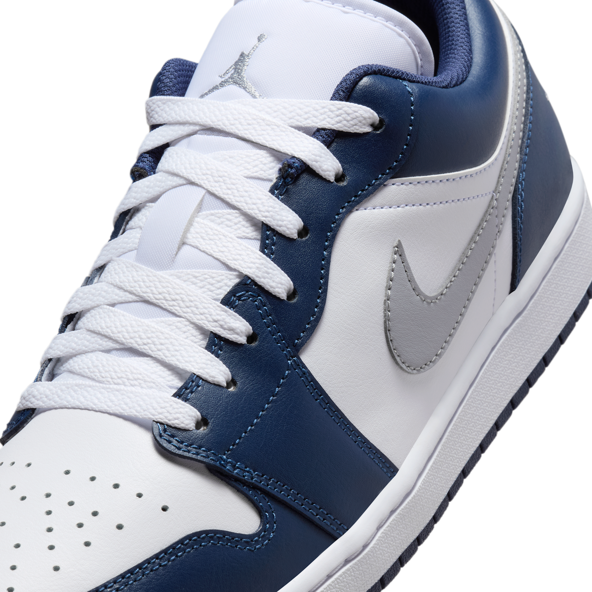 Jordan 1 Low Wolf Grey Midnight Navy
