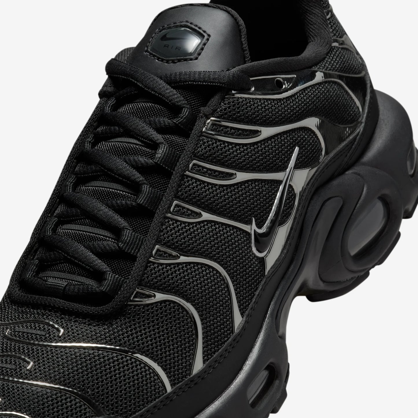 Nike Air Max Plus SE Black Chrome (Women's)