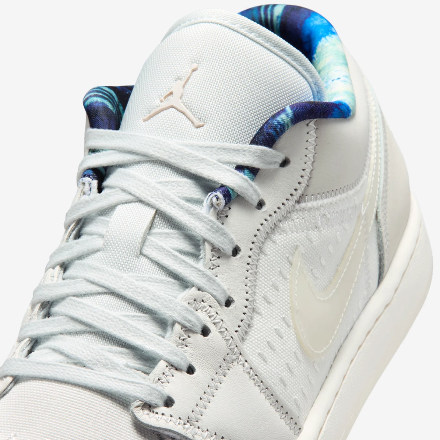 Jordan 1 Low SE Summit White Sail