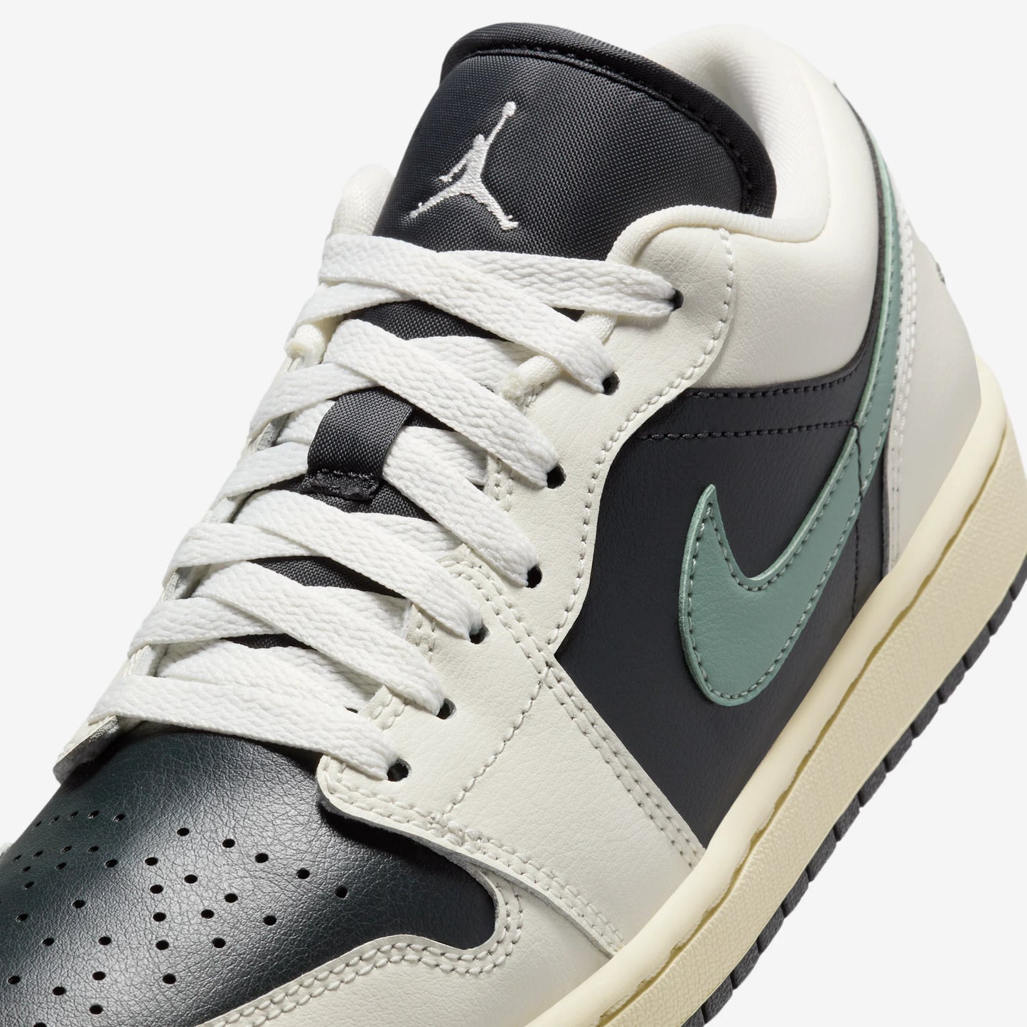 Jordan 1 Low Jade Smoke (Women's)