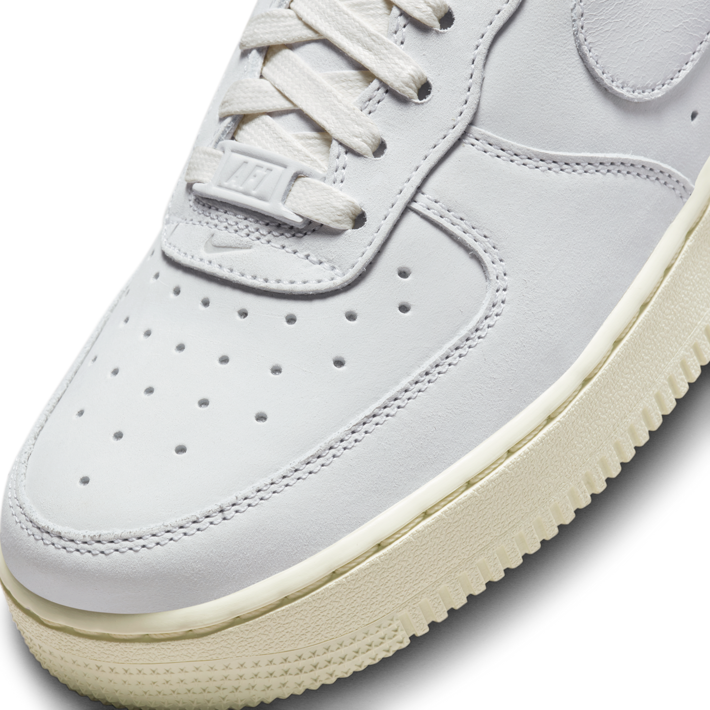 Nike Air Force 1 Low Summit White (Women's)