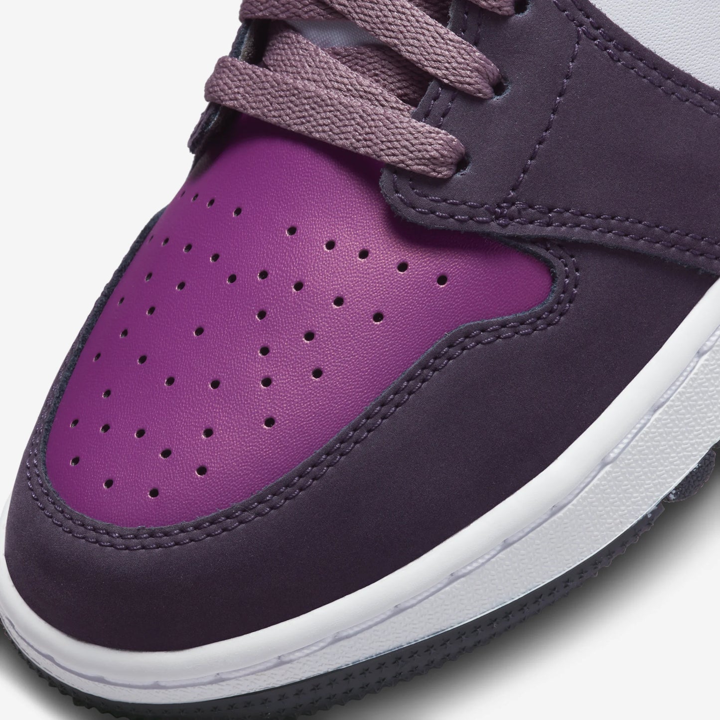 Jordan 1 Retro Low Golf NRG Purple Smoke