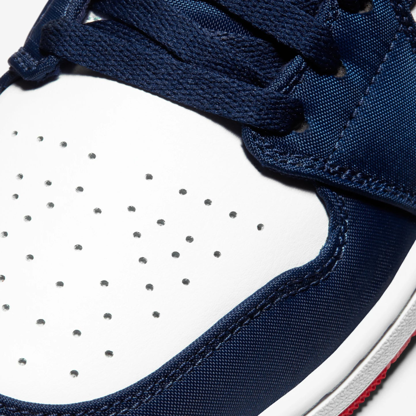 Jordan 1 Mid SE USA