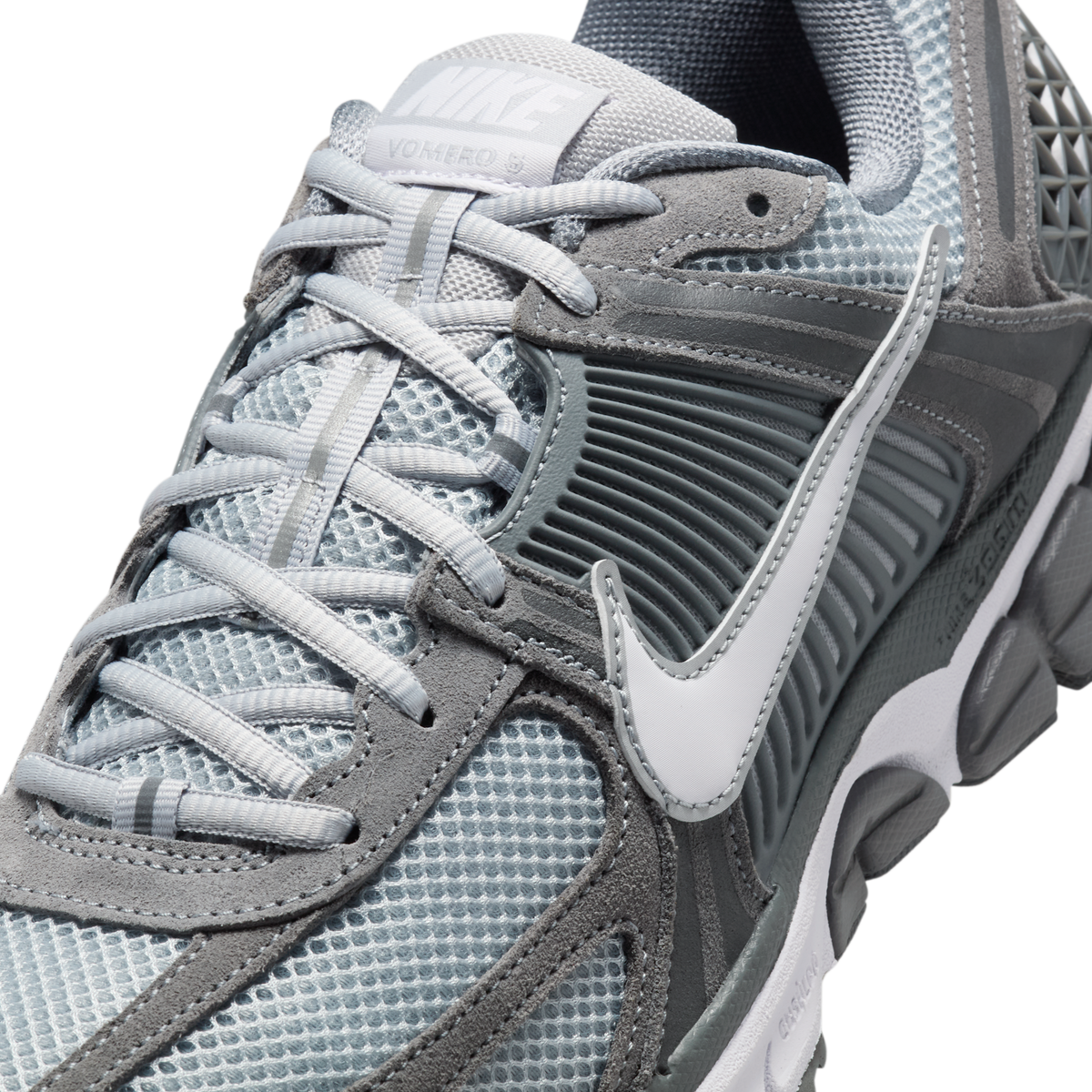 Nike Zoom Vomero 5 Cool Grey Wolf Grey