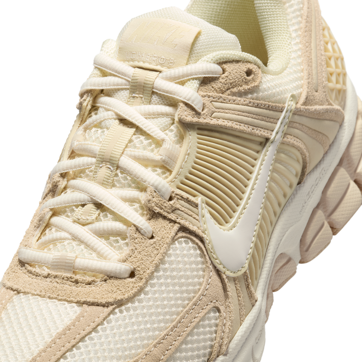 Nike Zoom Vomero 5 Beach Light Khaki (Women's)
