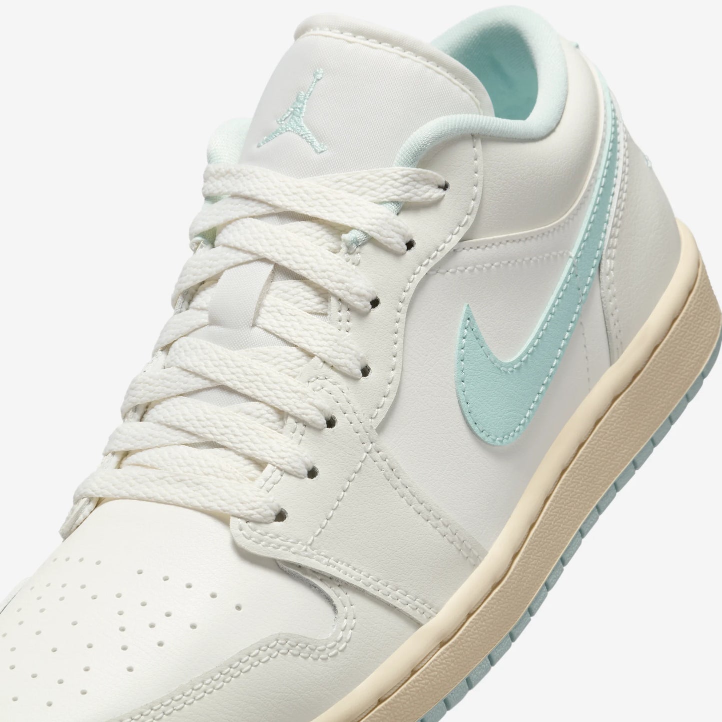 Jordan 1 Low Sail Igloo (Women's)
