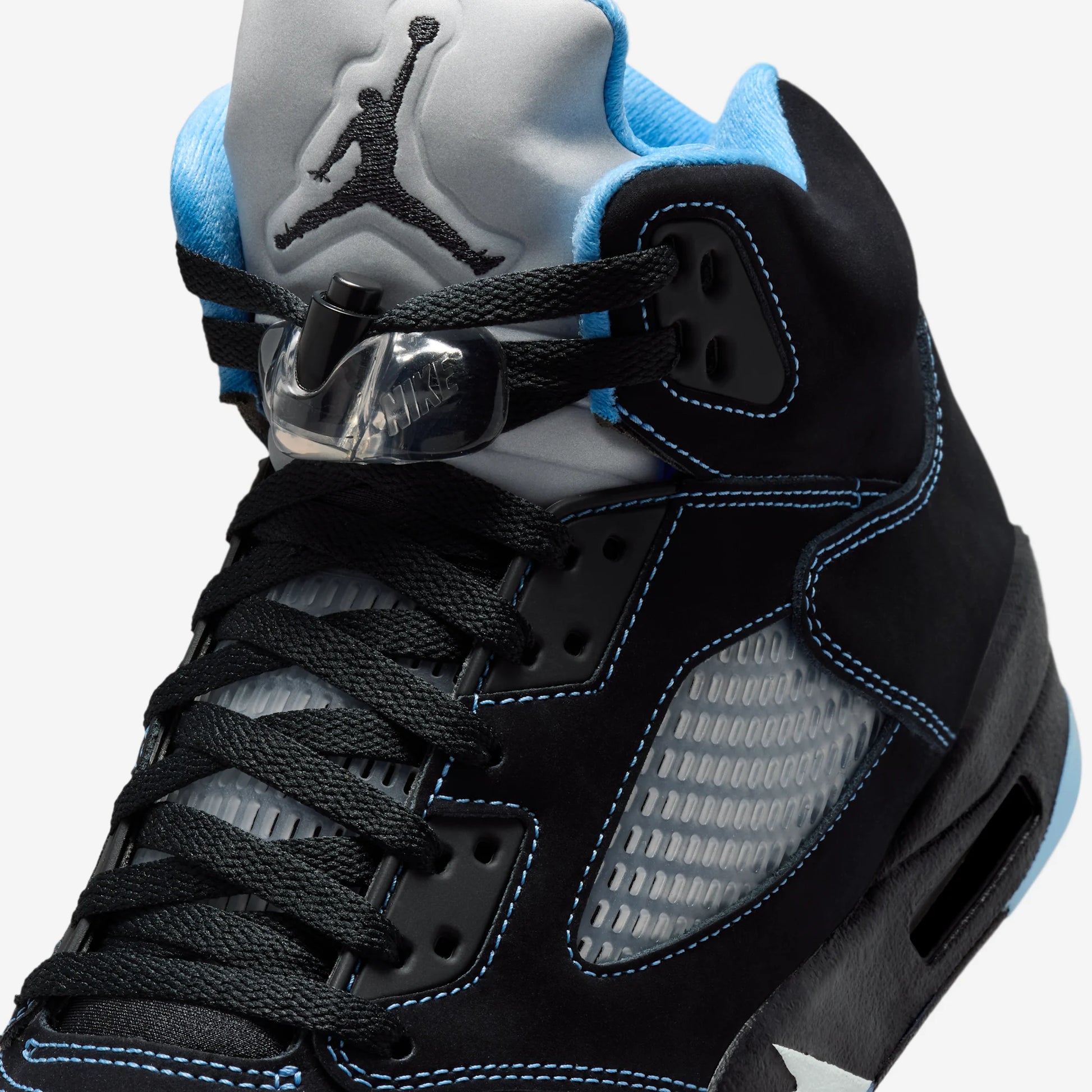 Jordan 5 Retro Black University Blue (2026)