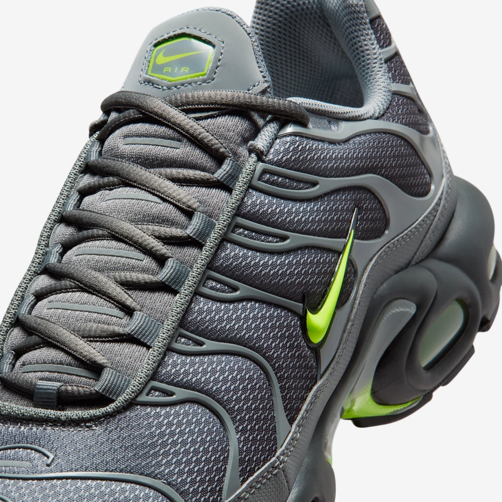 Nike Air Max Plus Smoke Grey Volt