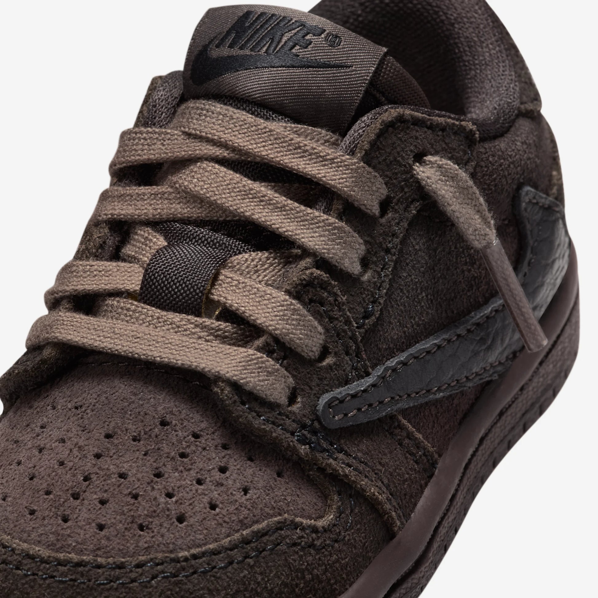 Jordan 1 Retro Low OG SP Travis Scott Velvet Brown (TD)