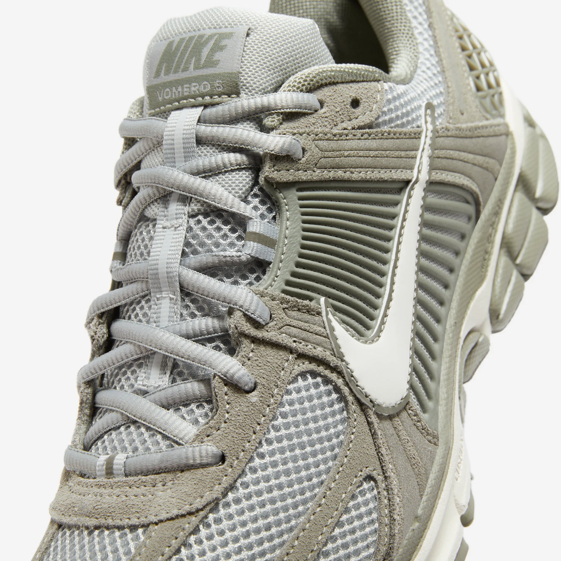 Nike Zoom Vomero 5 Dark Stucco