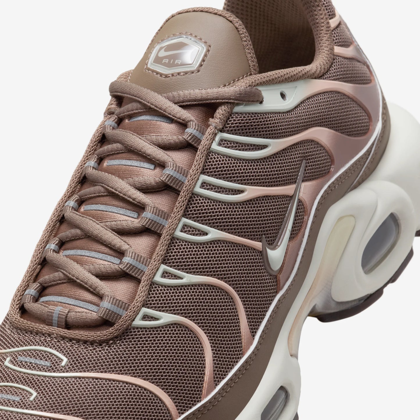 Nike Air Max Plus Mink Brown Baroque Brown Sail Metallic Silver (Women's)