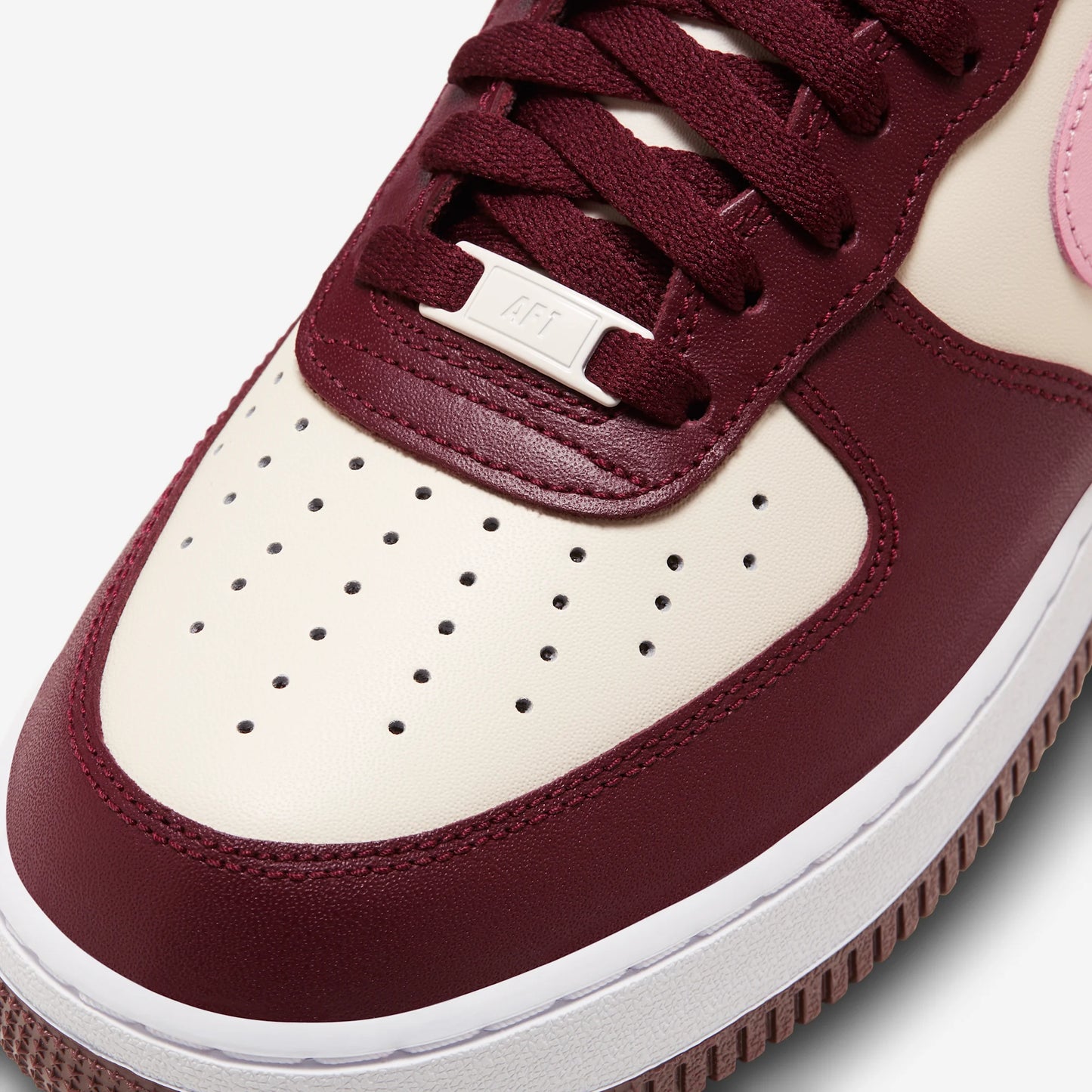 Nike Air Force 1 Low '07 Valentineâs Day (2023/2025)