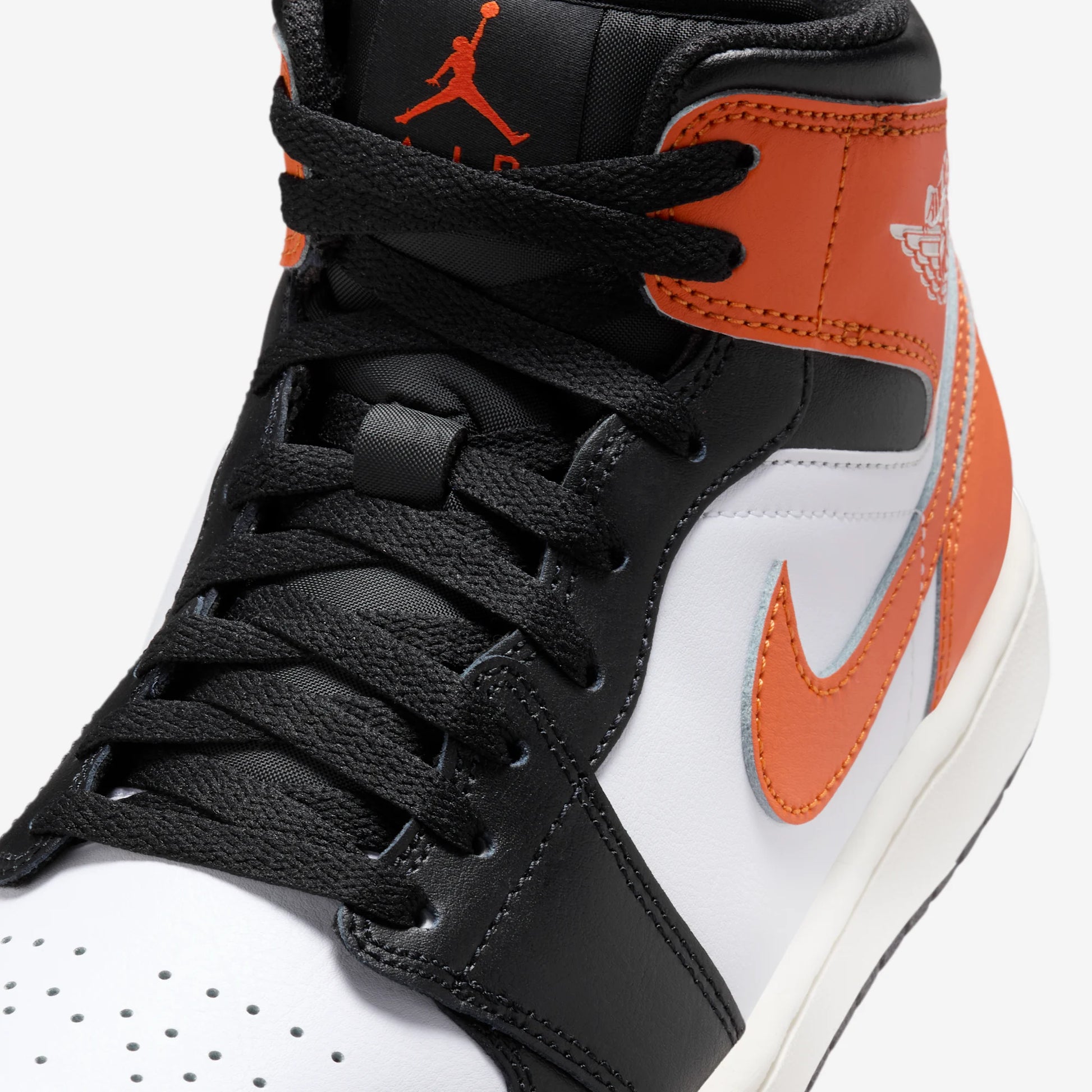 Jordan 1 Mid Black Toe Starfish