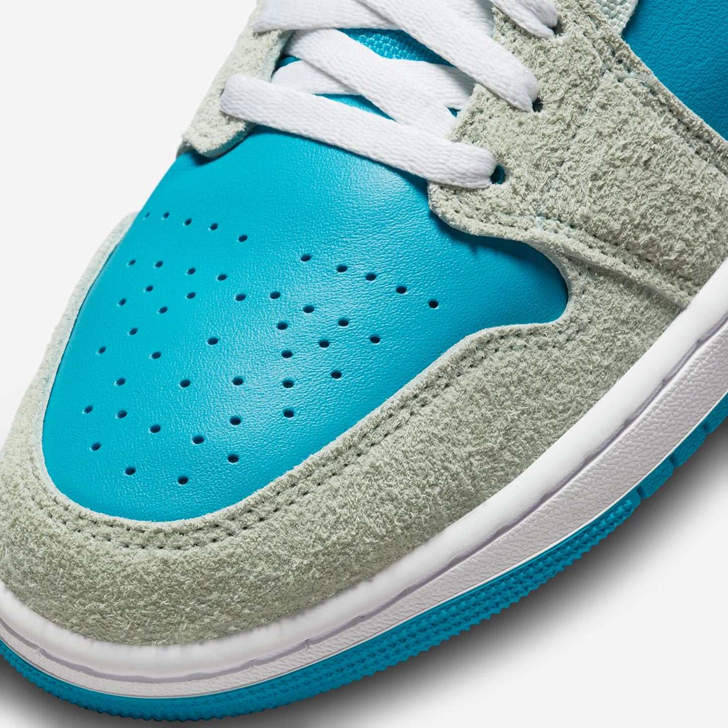 Jordan 1 Low SE Pistachio Frost Aquatone