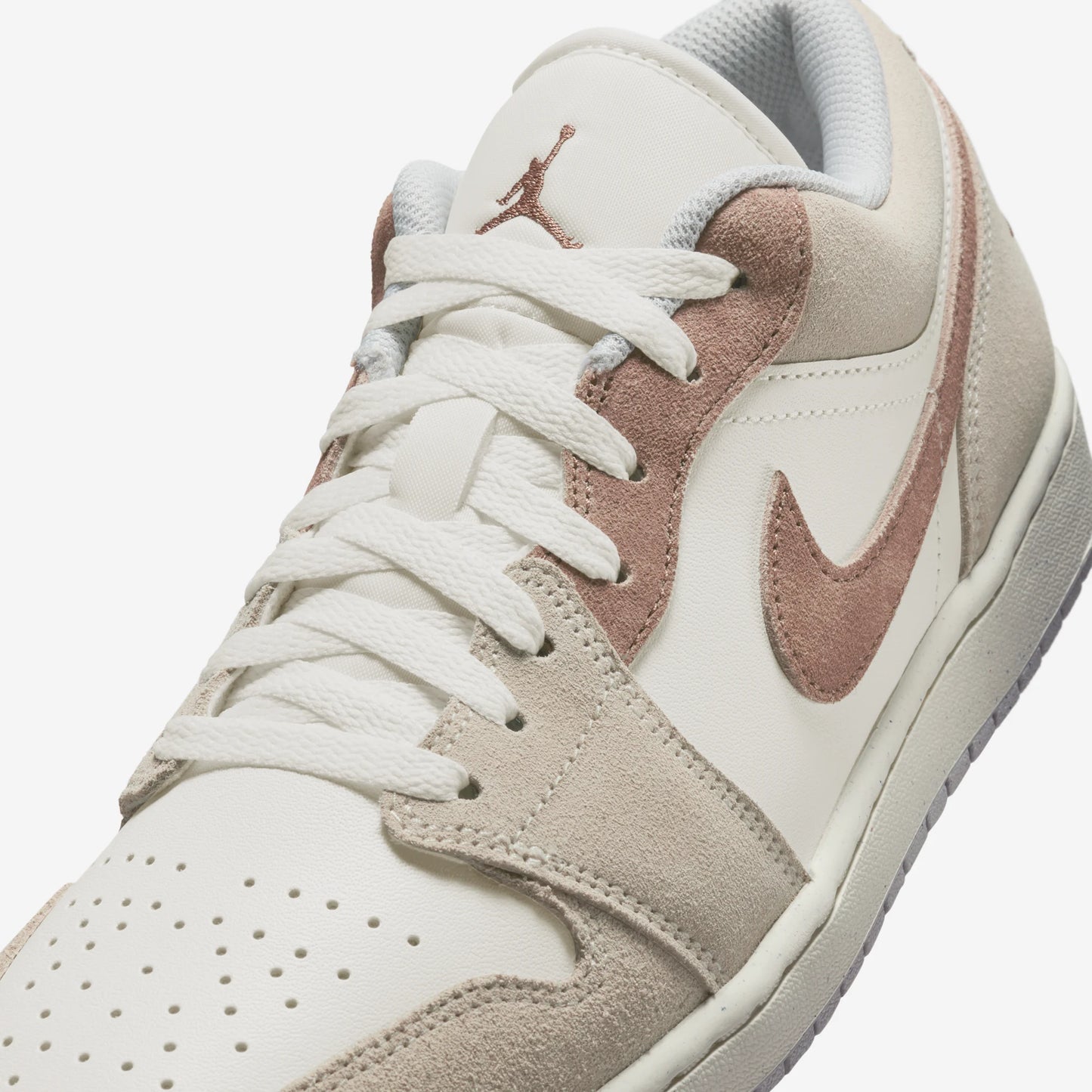 Jordan 1 Low SE Legend Light Brown