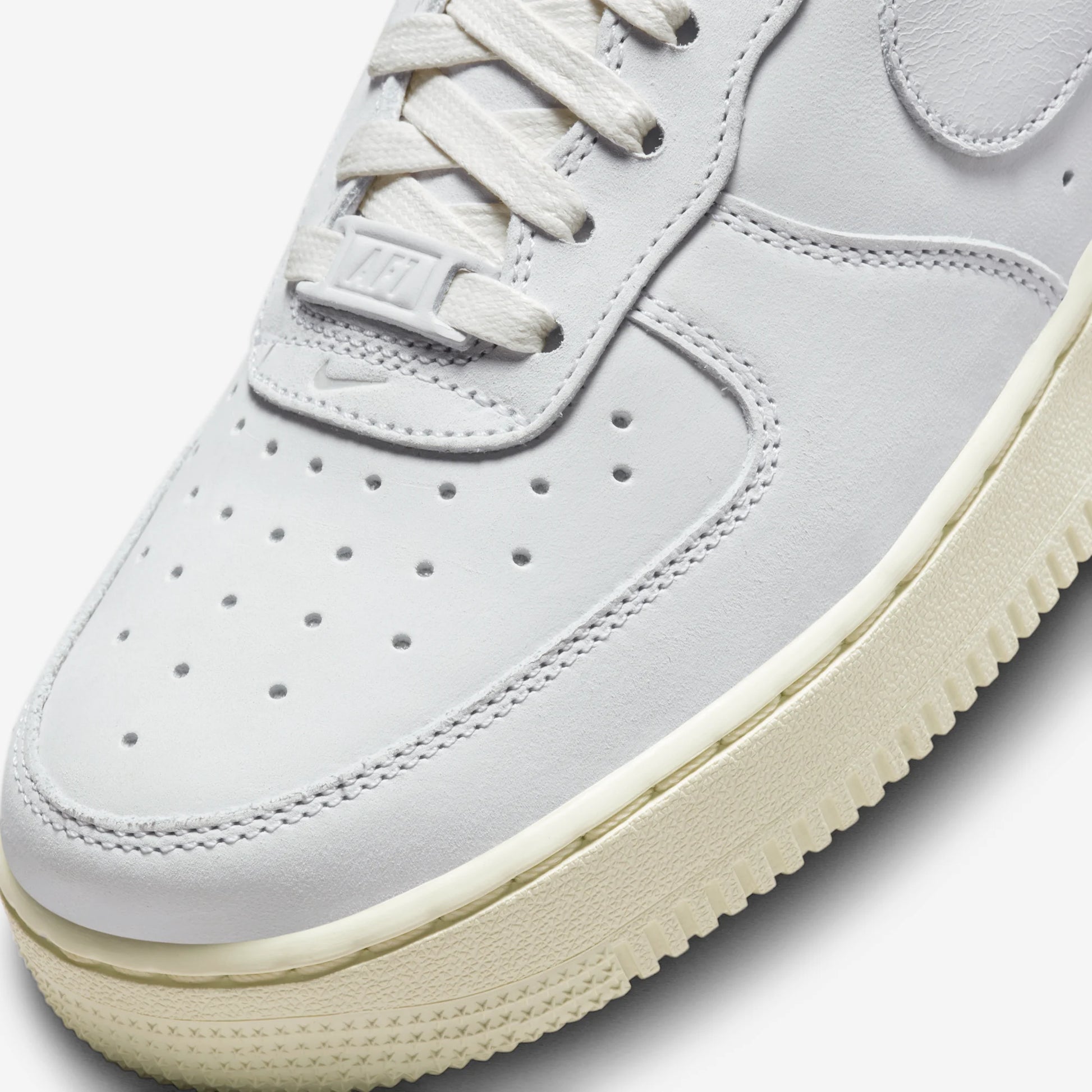 Nike Air Force 1 Low Summit White (Women's)