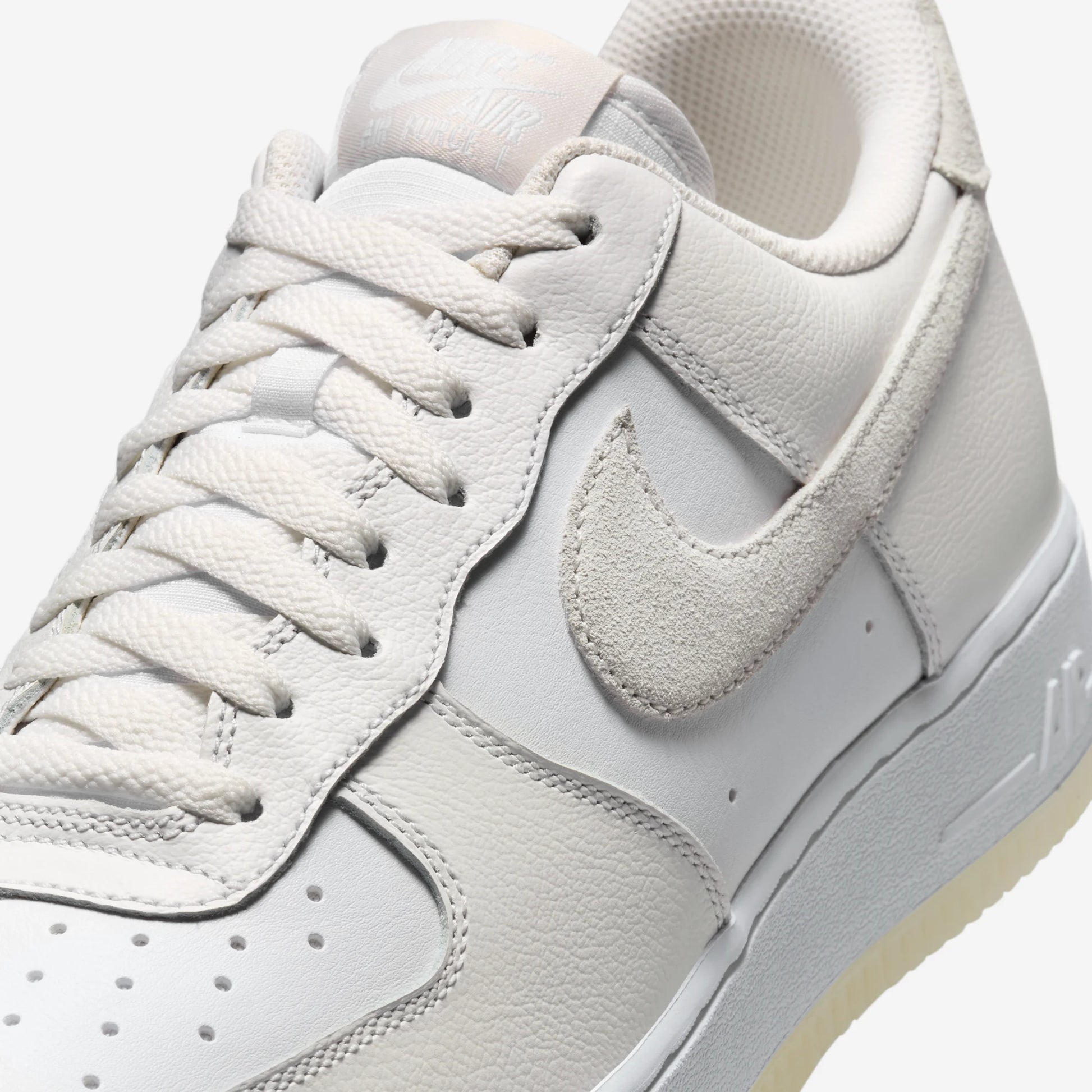 Nike Air Force 1 Low '07 LV8 Summit White Phantom