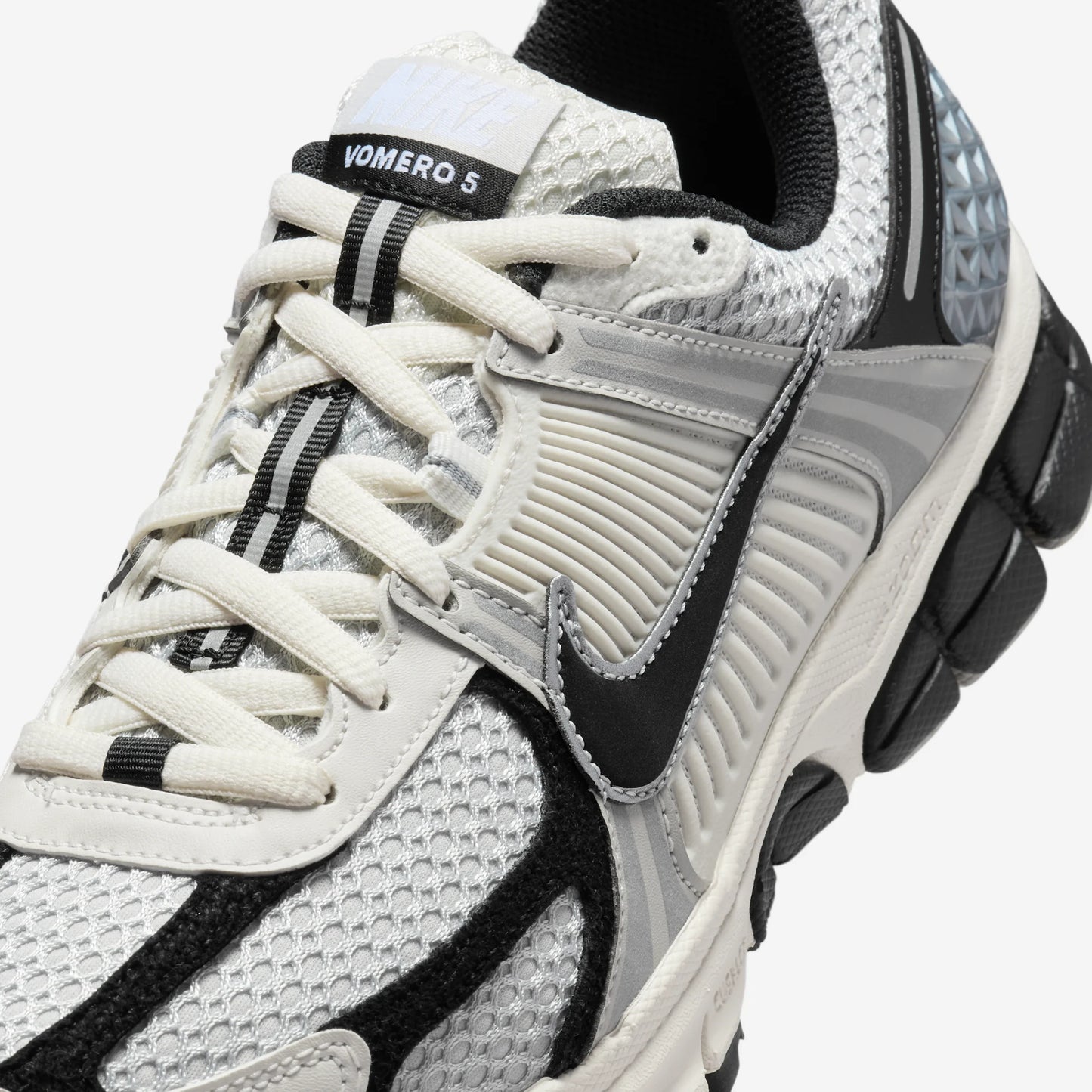 Nike Zoom Vomero 5 Photon Dust Black (Women's)