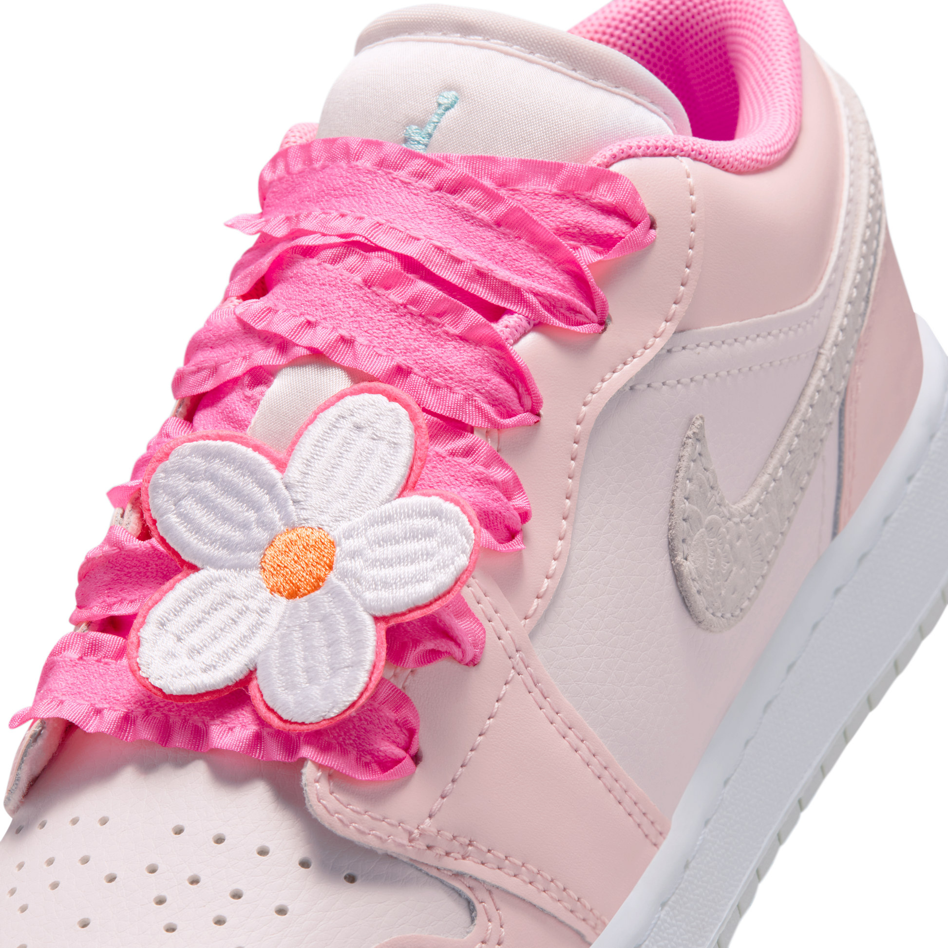 Jordan 1 Low SE Pink Bloom (GS)