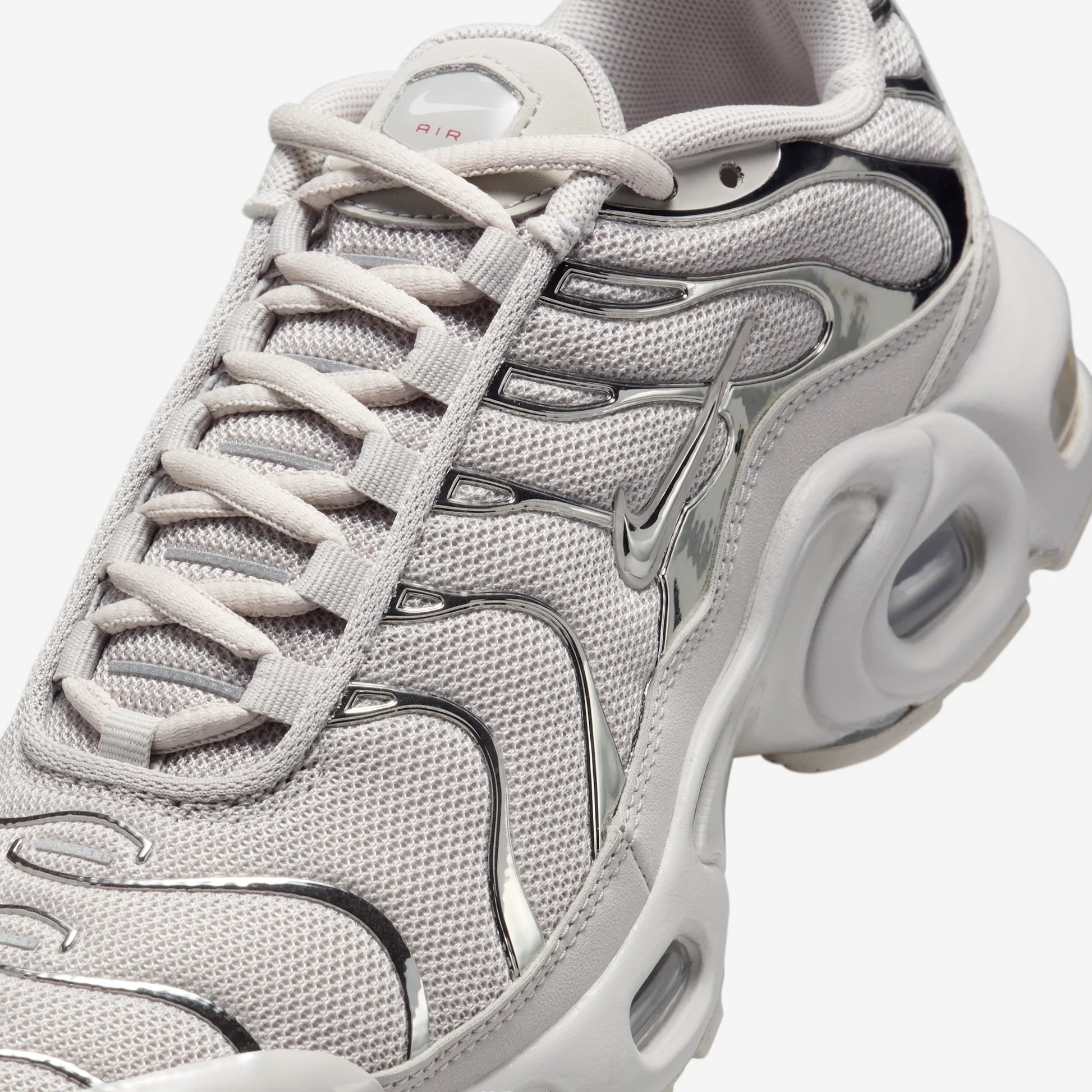 Nike Air Max Plus Light Iron Ore Gym Red Smoke Grey Metallic Silver (GS)
