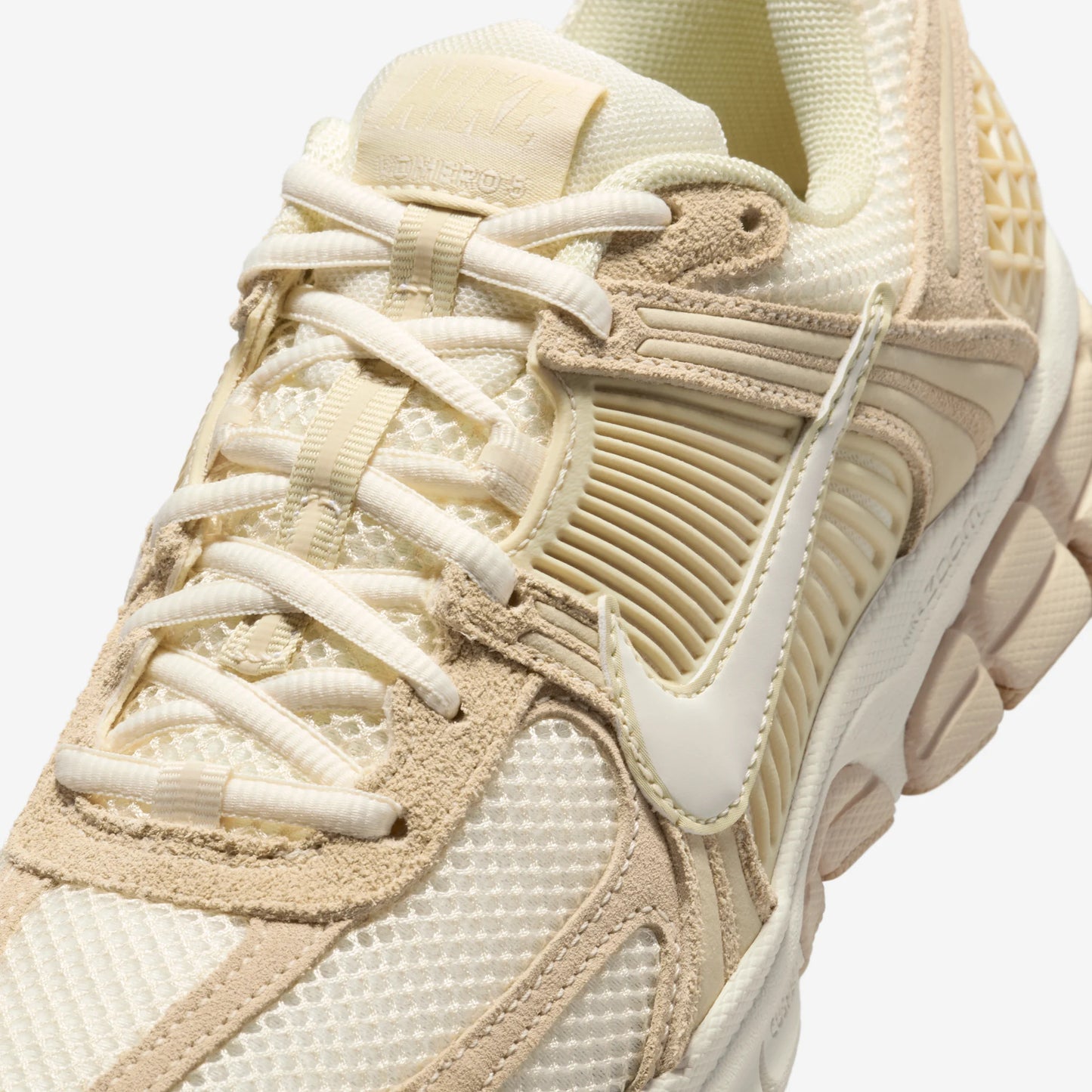 Nike Zoom Vomero 5 Beach Light Khaki (Women's)