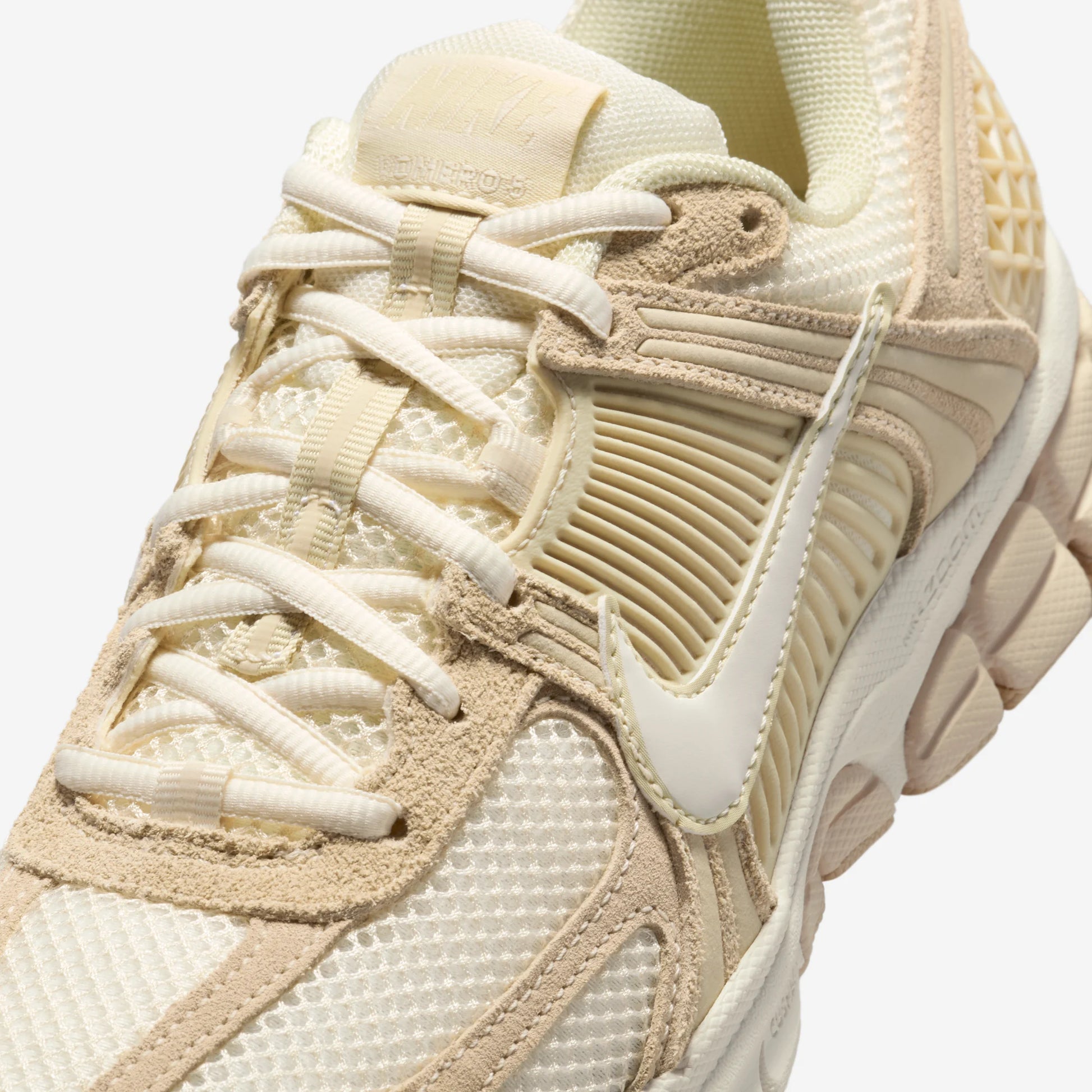 Nike Zoom Vomero 5 Beach Light Khaki (Women's)