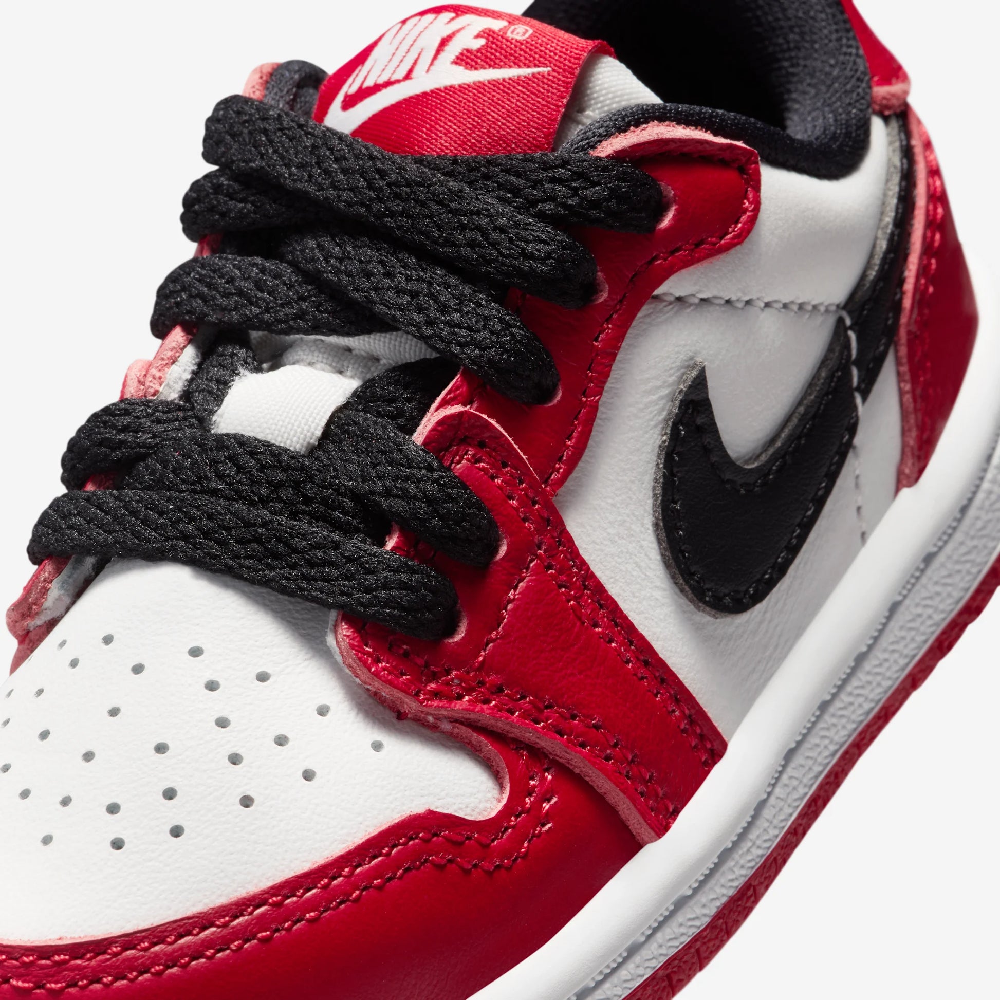 Jordan 1 Retro Low OG Chicago (2025) (TD)