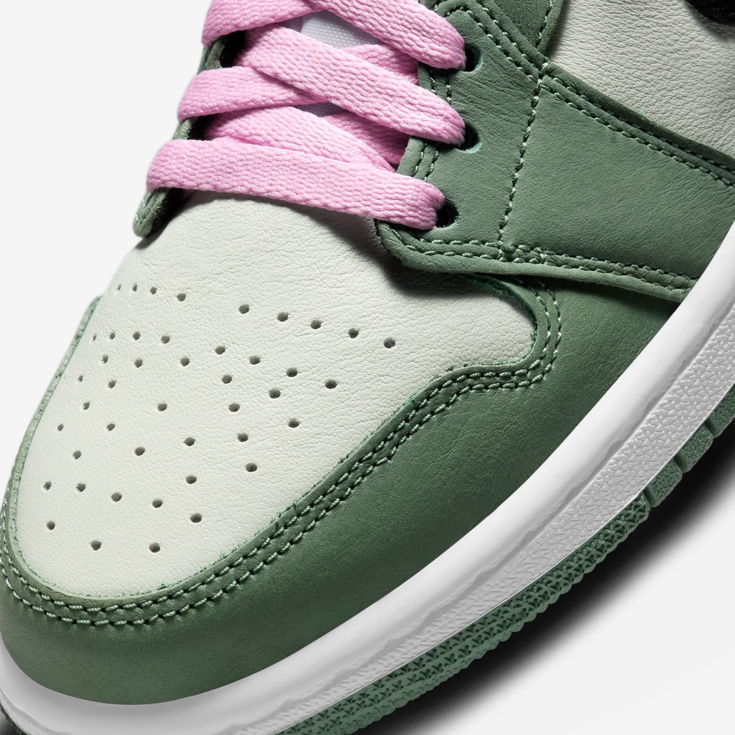 Jordan 1 Mid Dutch Green (Women's)