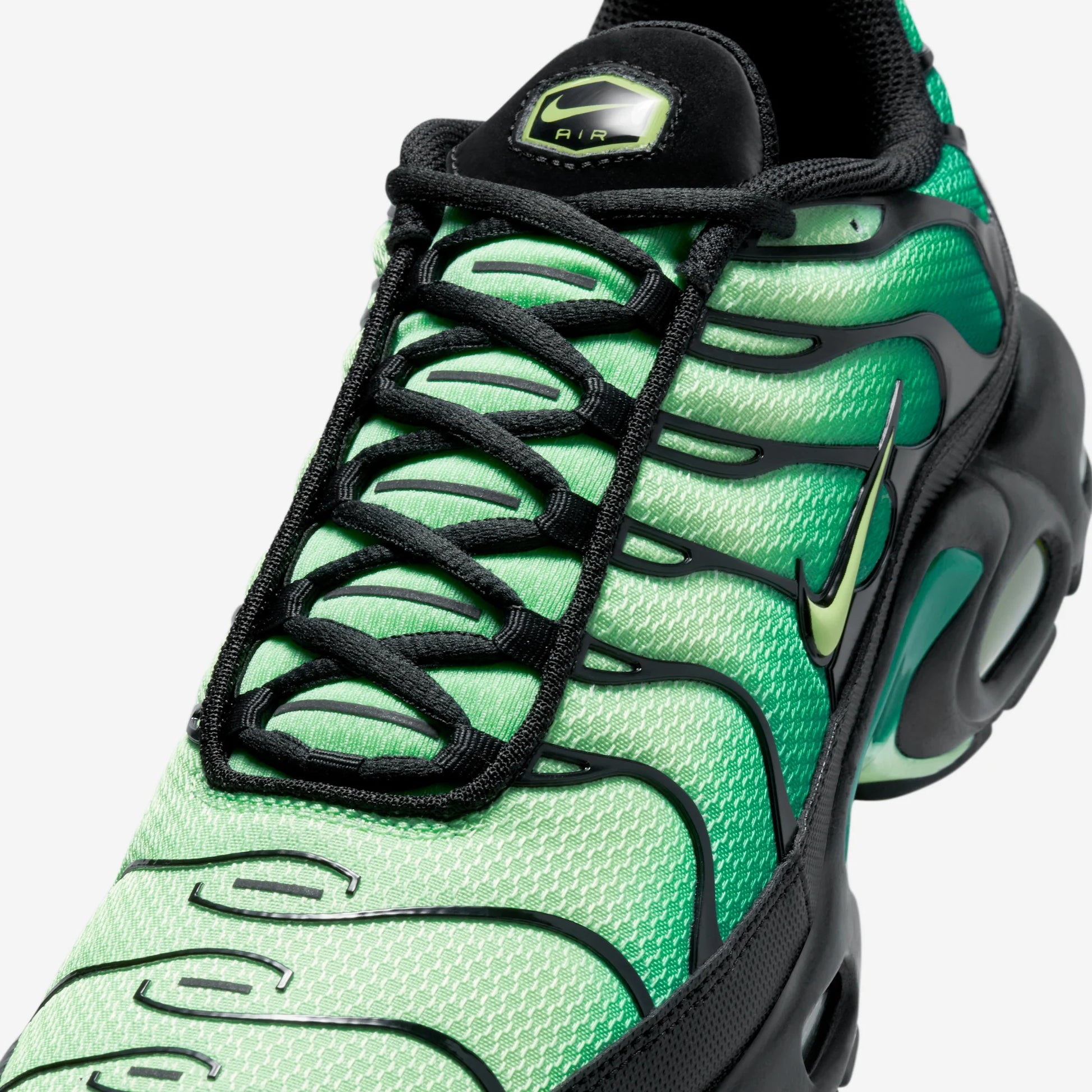 Nike Air Max Plus Vapor Green Malachite Black Light Lemon Twist