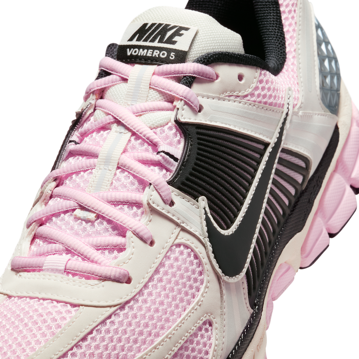 Nike Zoom Vomero 5 Pink Foam Phantom Metallic Platinum Black