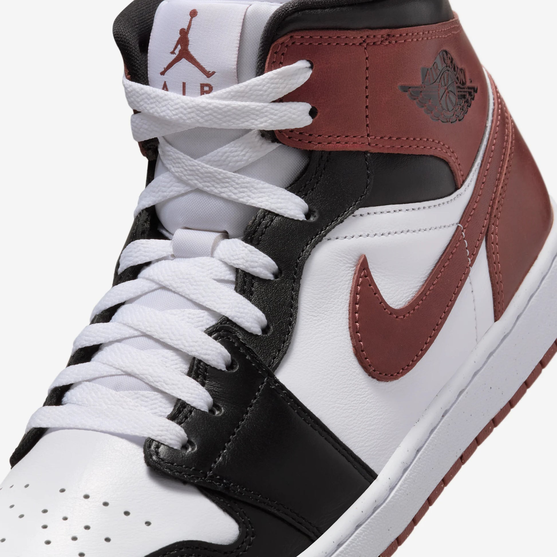 Jordan 1 Mid SE Dark Pony