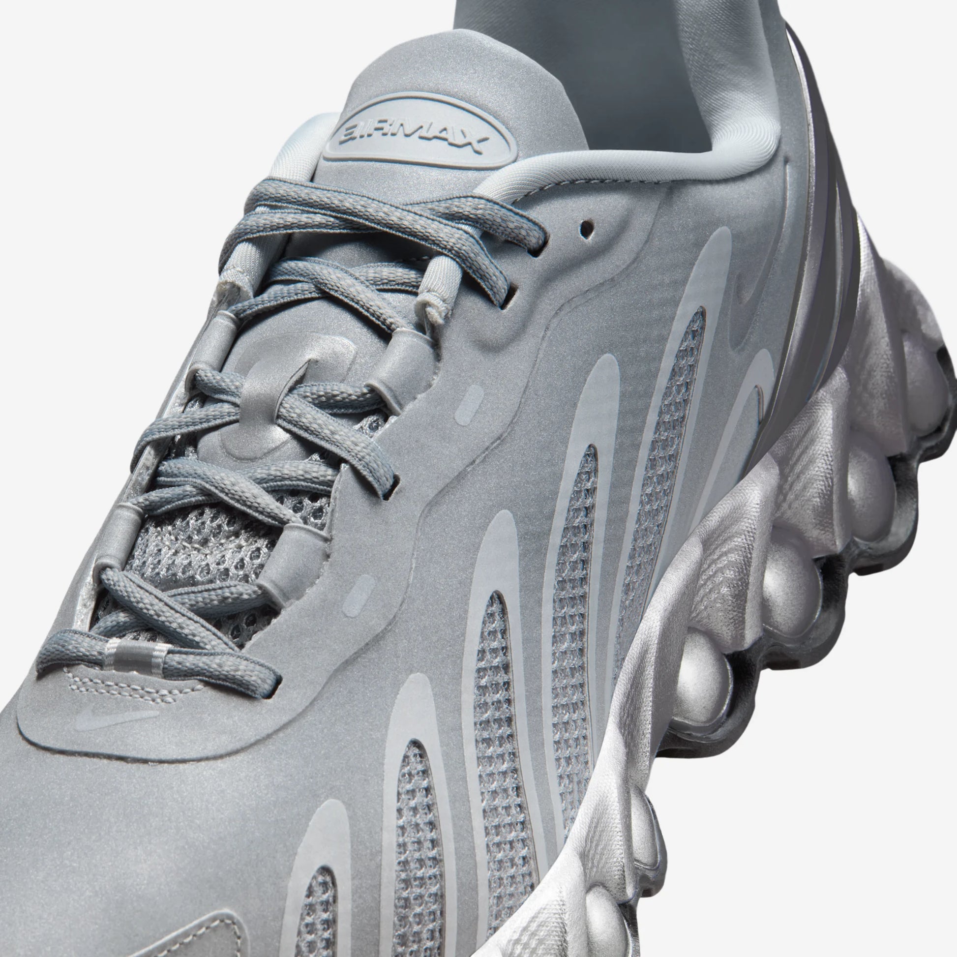 Nike Air Max Dn8 Metallic Silver Black