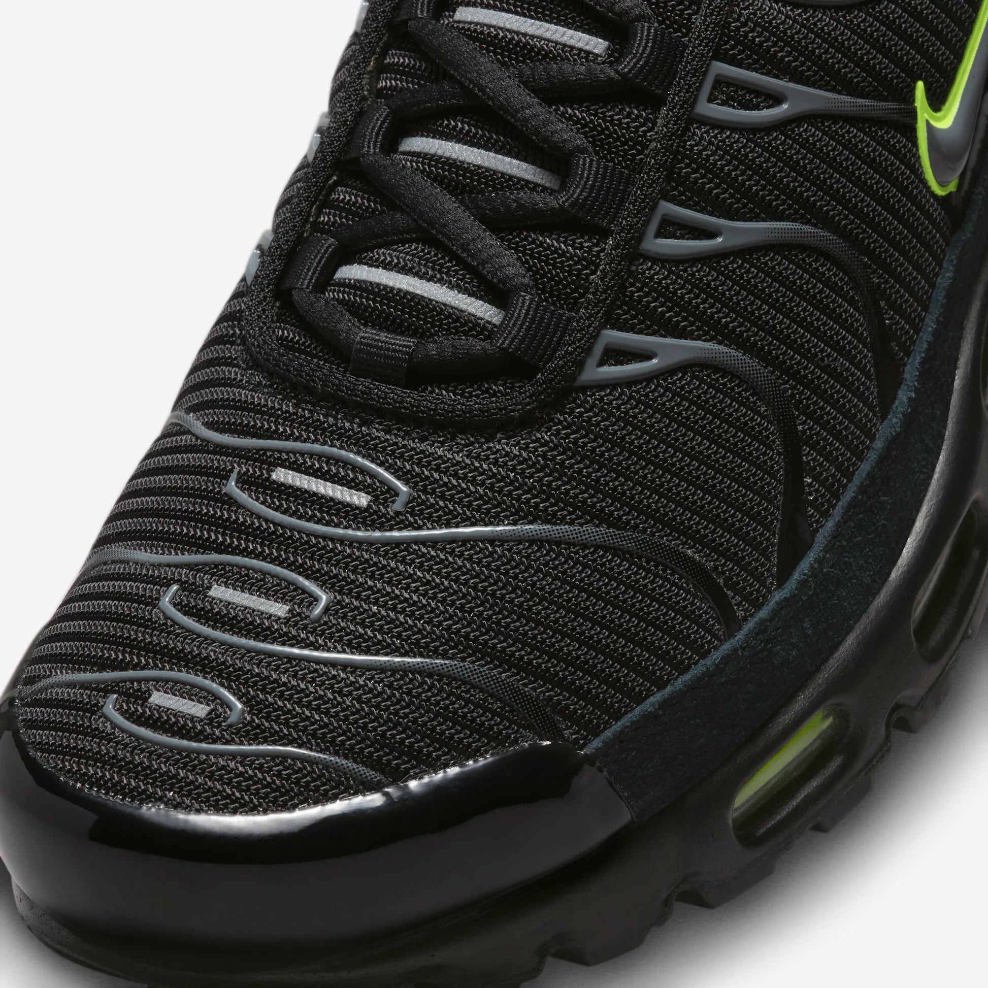 Nike Air Max Plus Black Volt