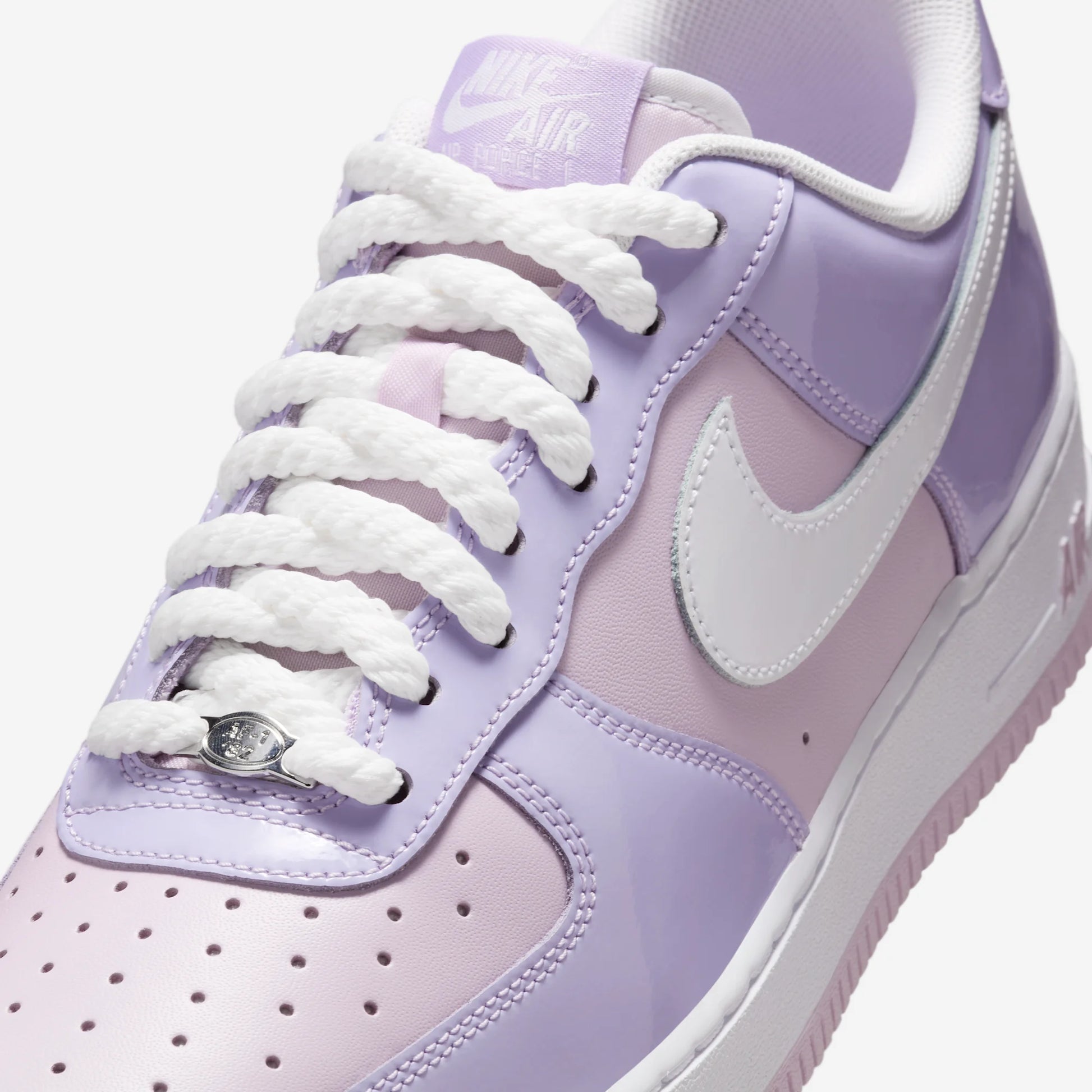 Nike Air Force 1 Low '07 LV8 Hydrangeas Patent