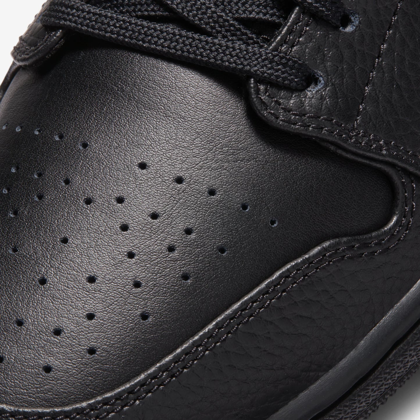 Jordan 1 Low Triple Black