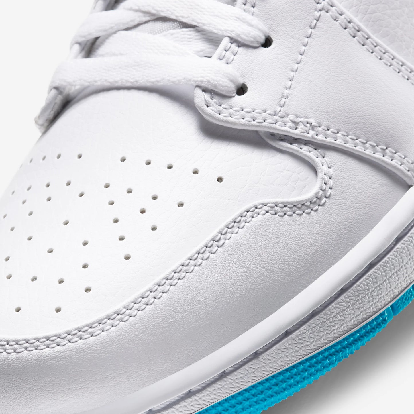 Jordan 1 Mid Laser Blue