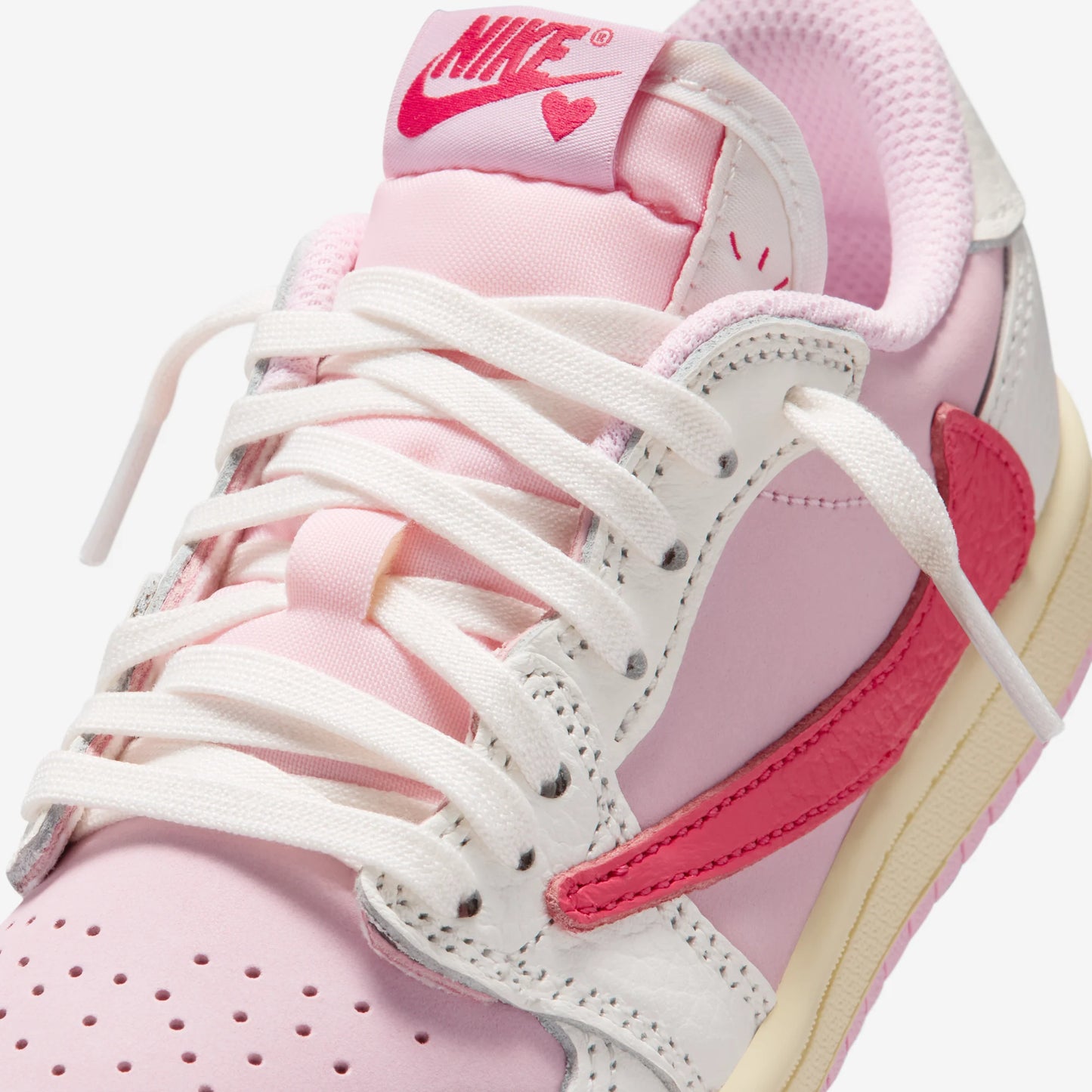 Jordan 1 Retro Low OG SP Travis Scott Sail Tropical Pink (PS)