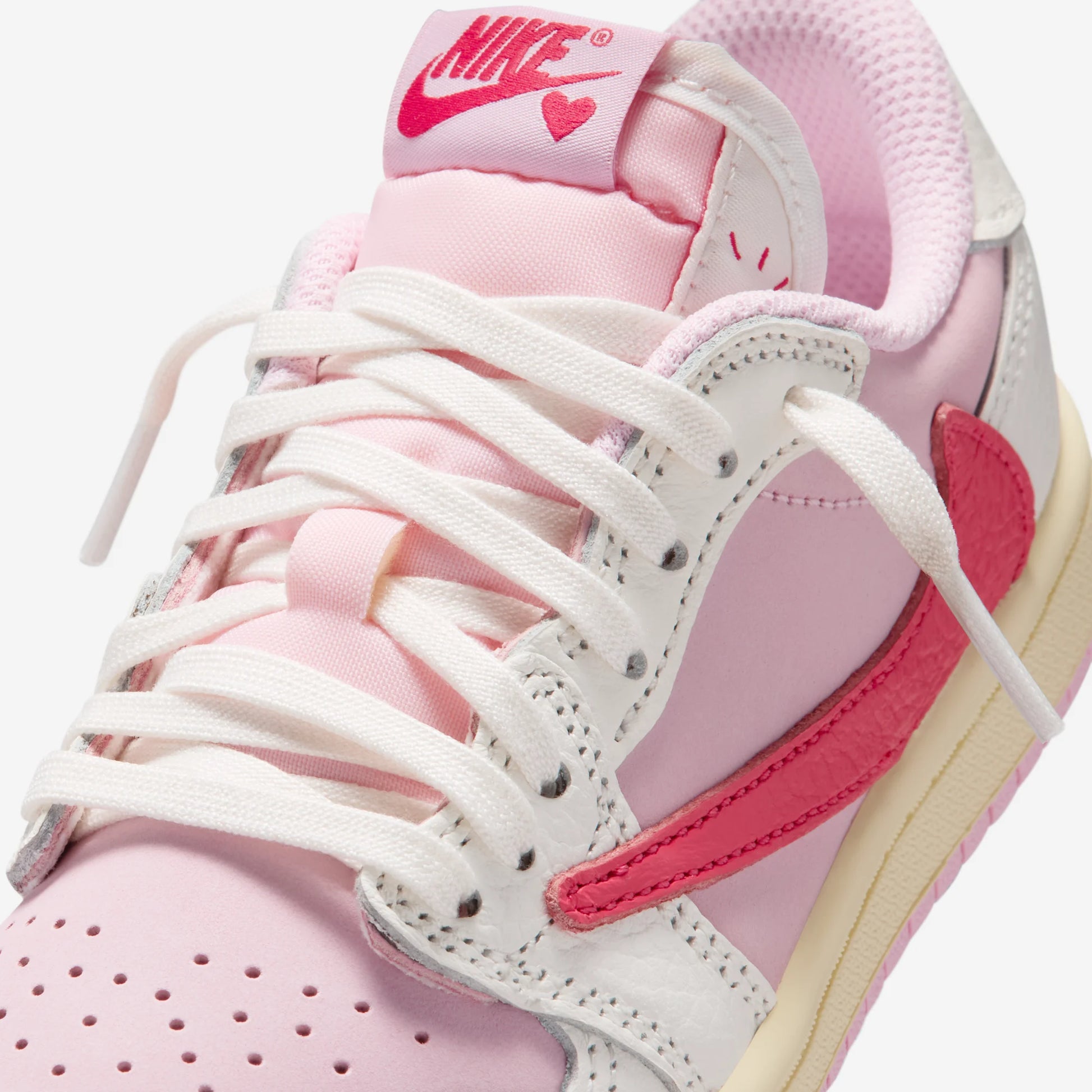 Jordan 1 Retro Low OG SP Travis Scott Sail Tropical Pink (PS)