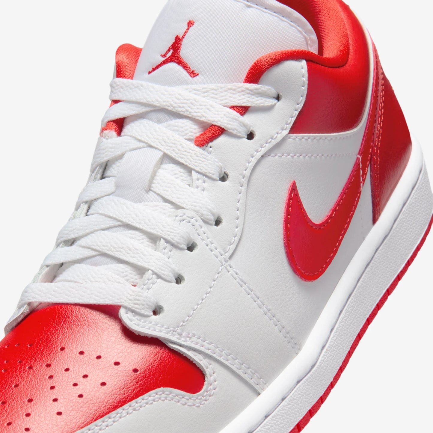 Jordan 1 Low White Chile Red (Women's)