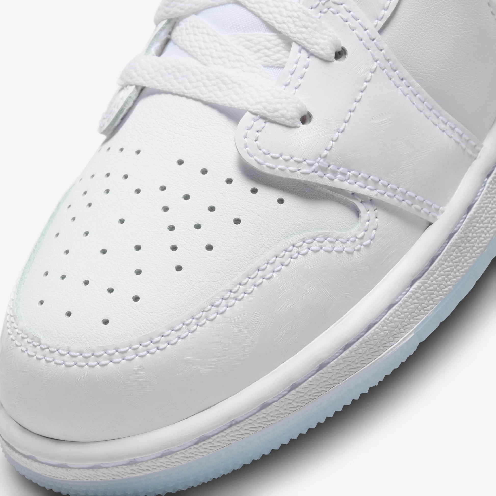 Jordan 1 Low SE Glitter Swoosh (GS)