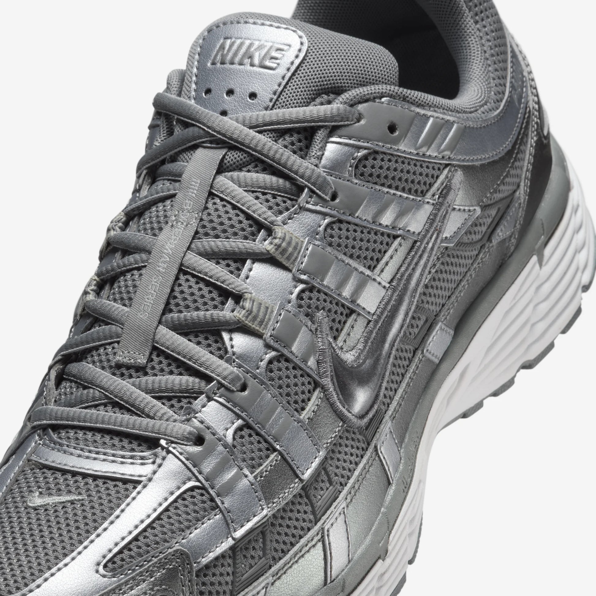 Nike P-6000 Metallic Cool Grey