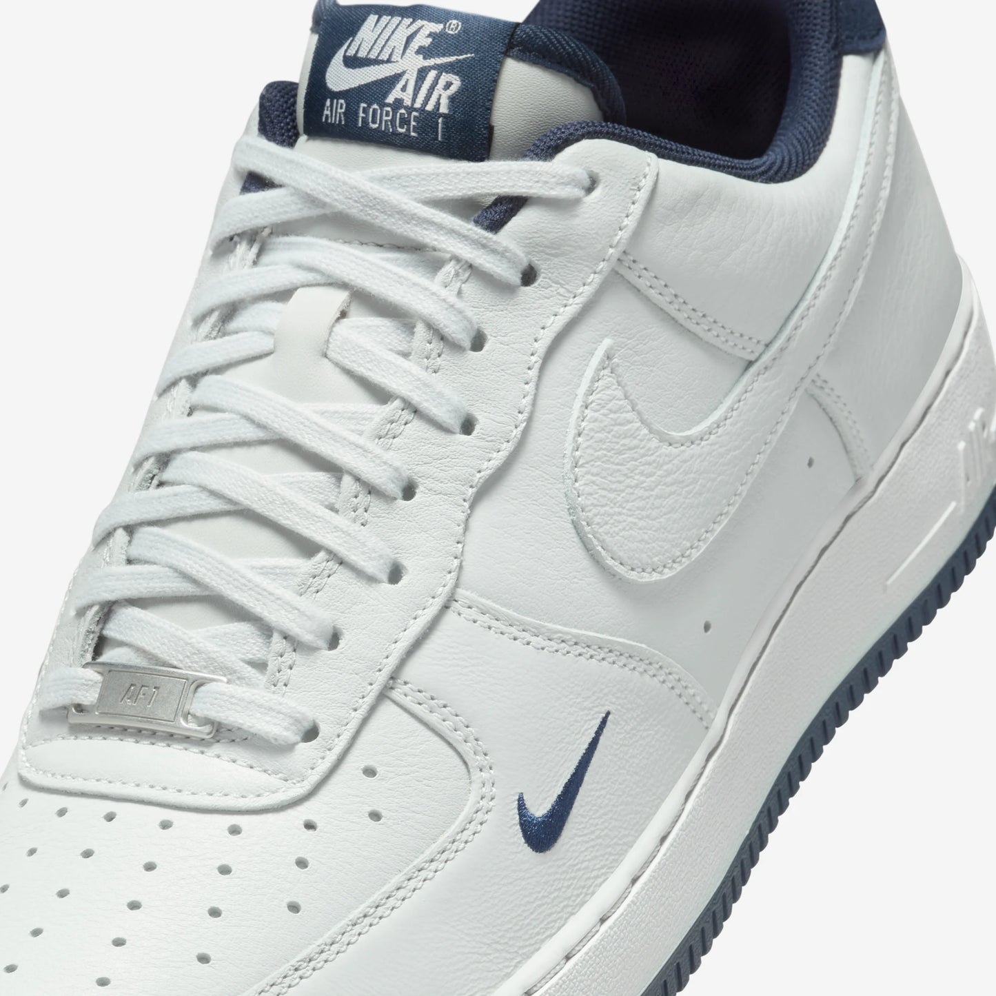 Nike Air Force 1 Low '07 LV8 Photon Dust Obsidian