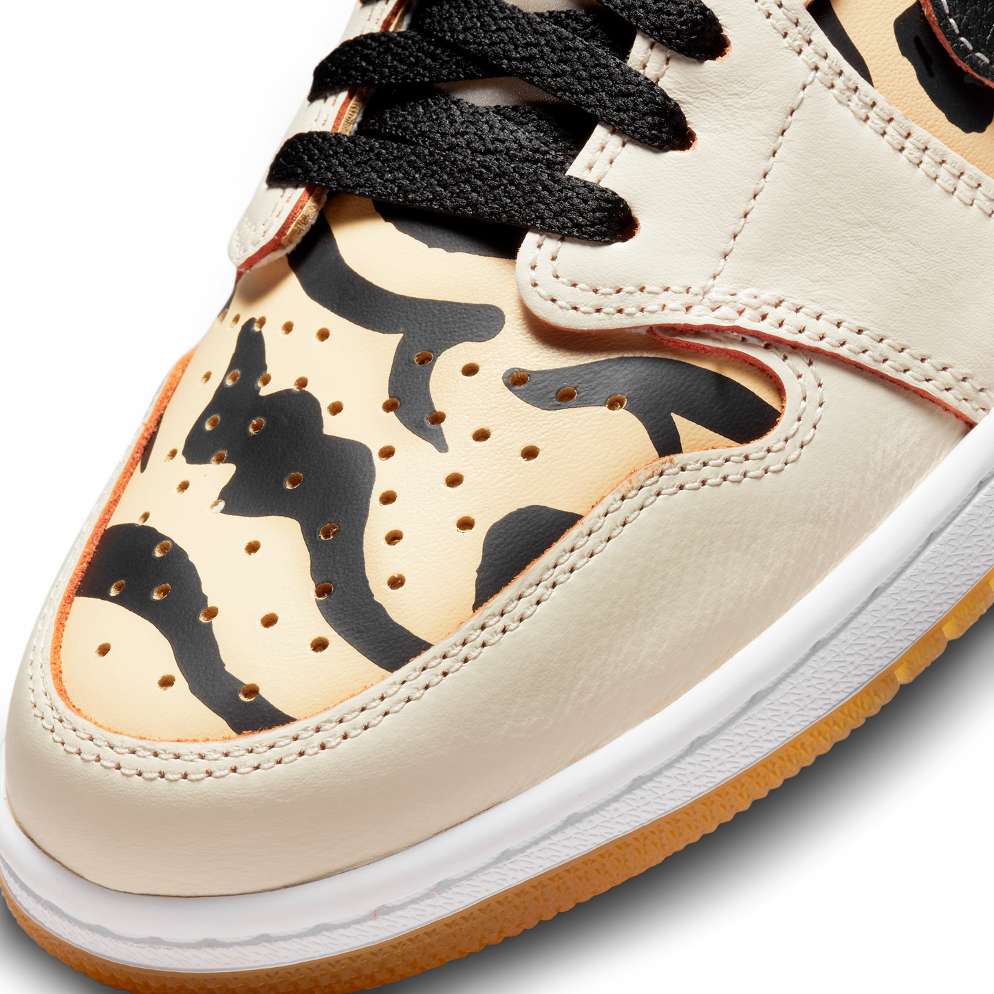 Jordan 1 Low OG Year of the Tiger